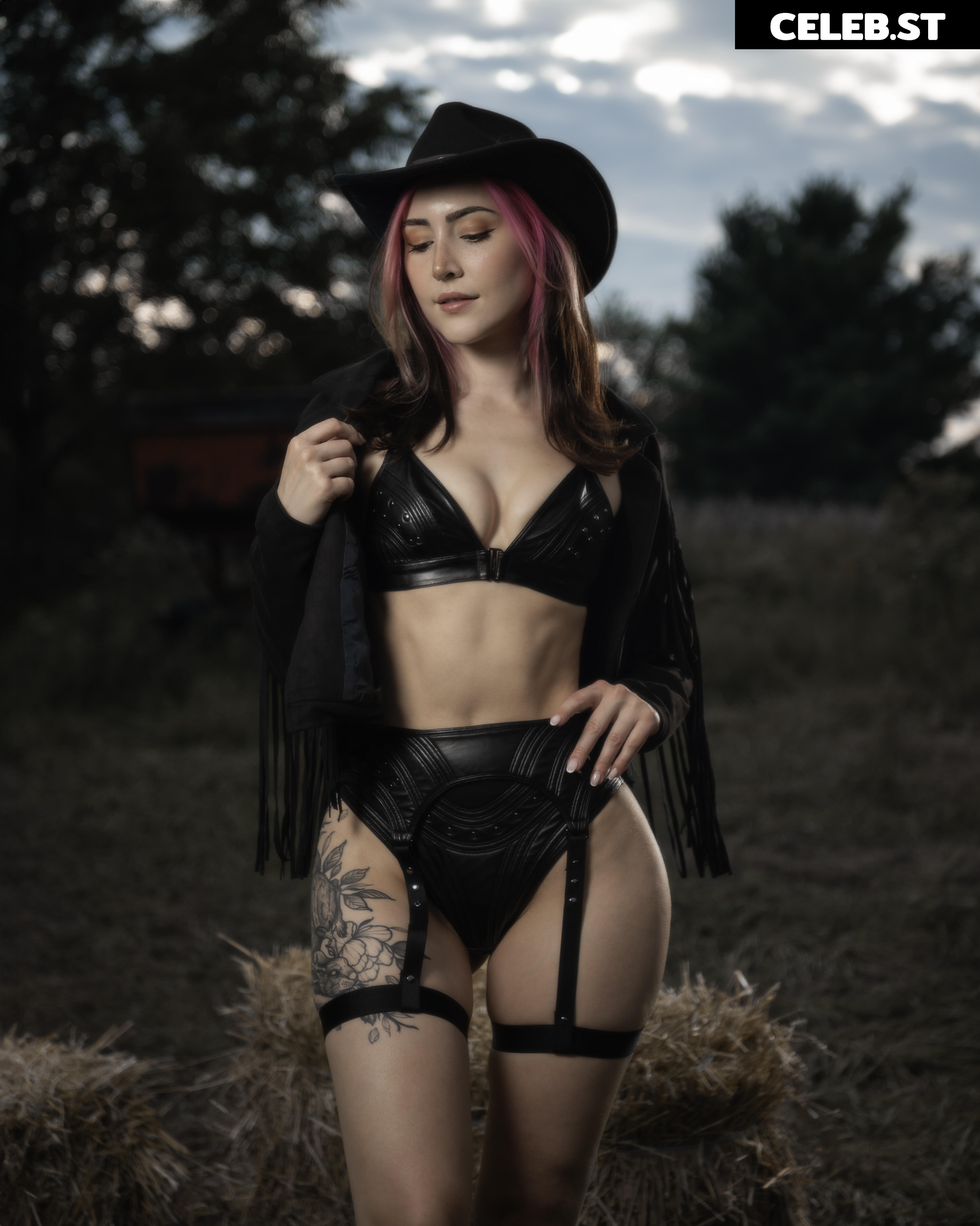 Luxlo Cosplay Image 3177029