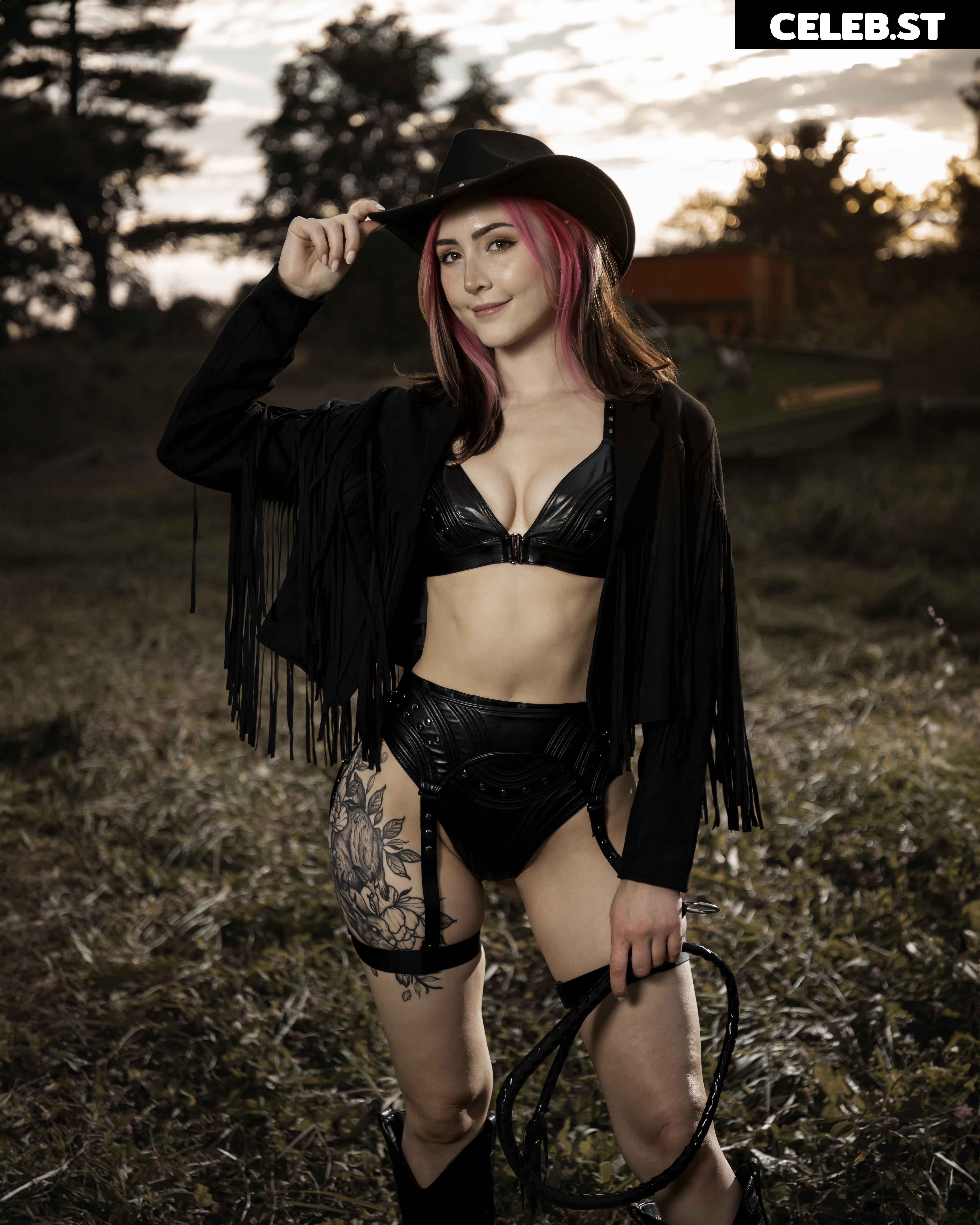 Luxlo Cosplay Image 3177216