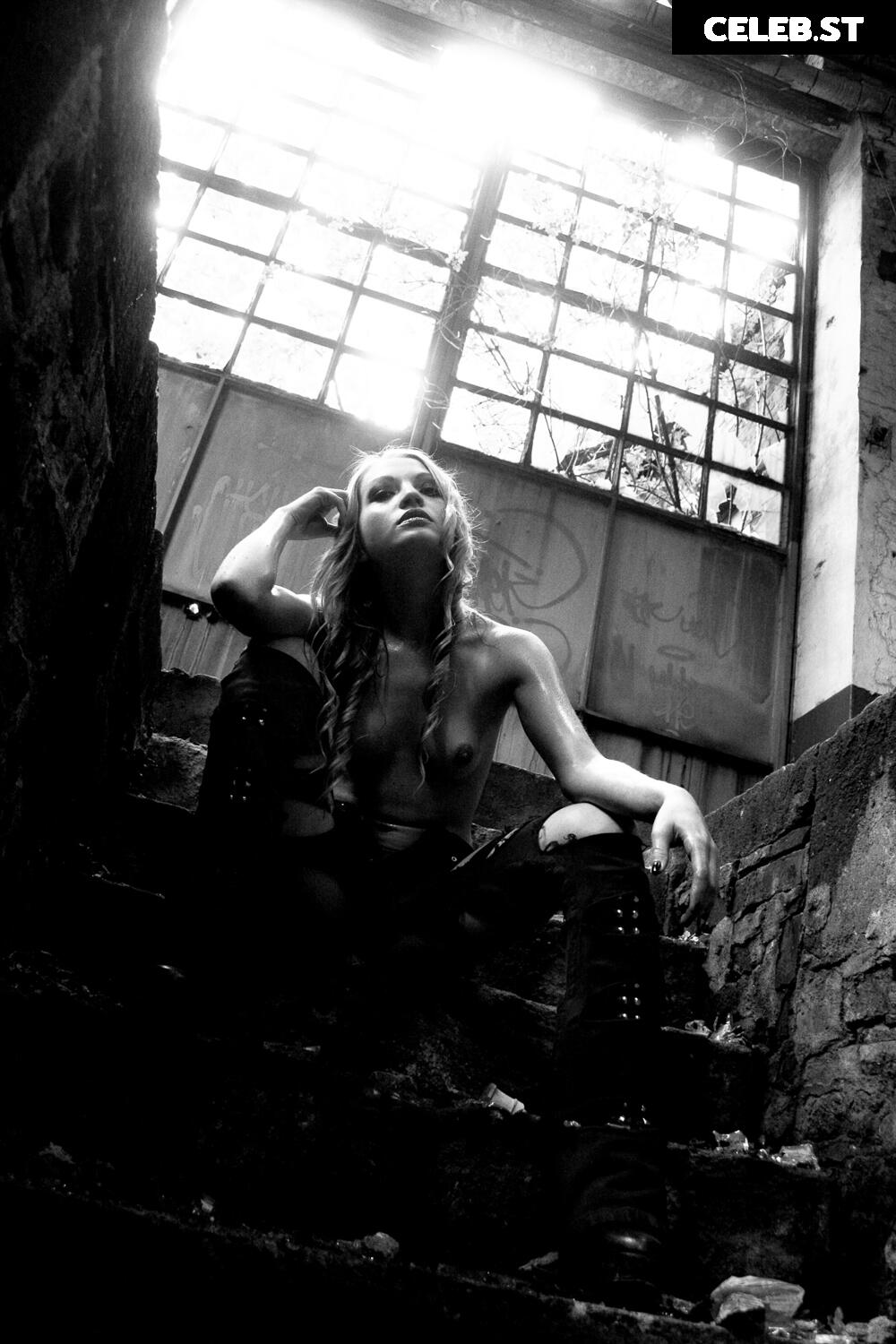 Calvato Photography - Patreon Image 3163502