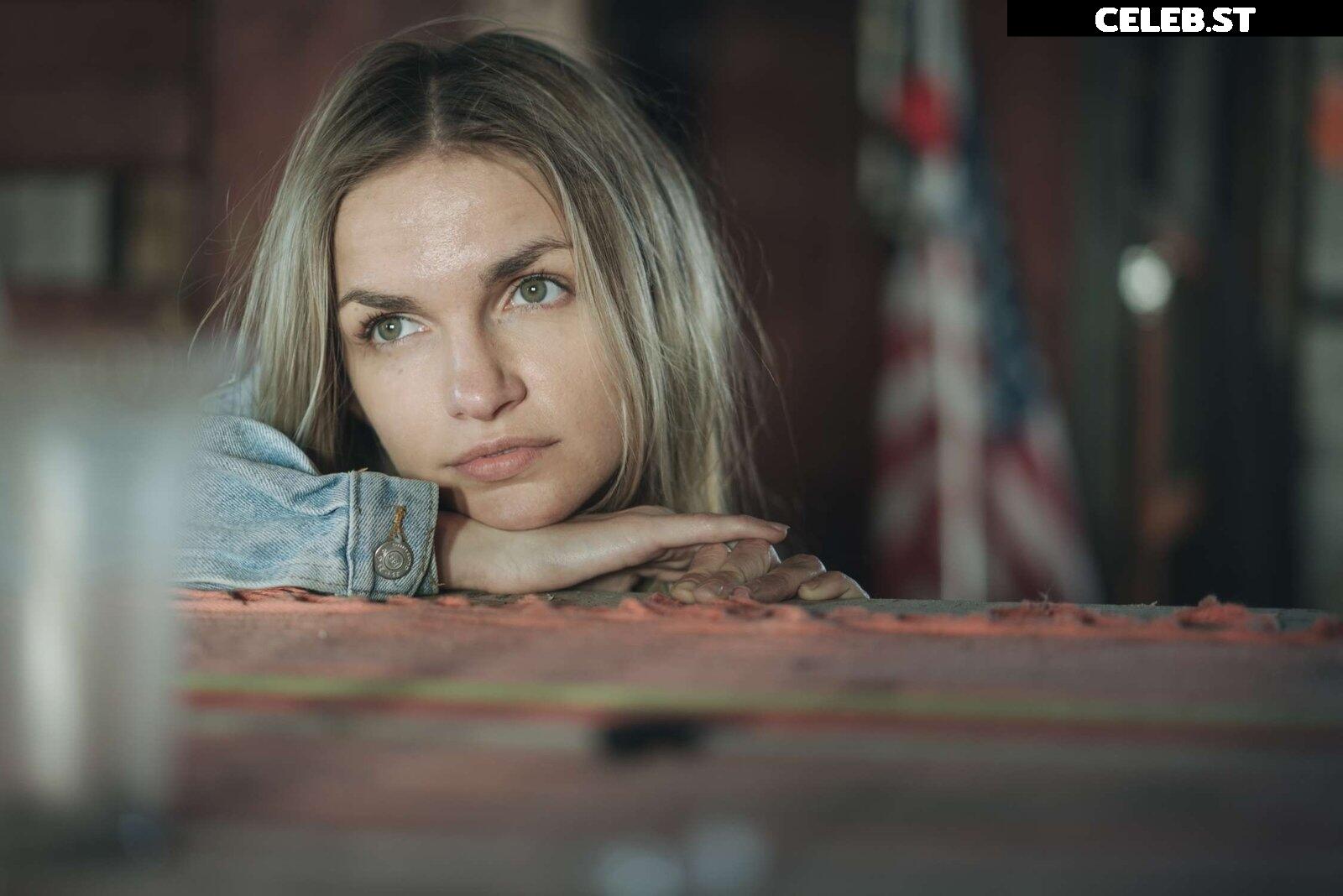 Alexis Reed Image 3151038