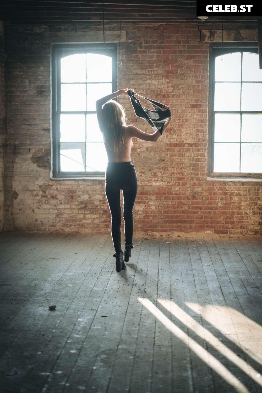 Alexis Reed Image 3151267