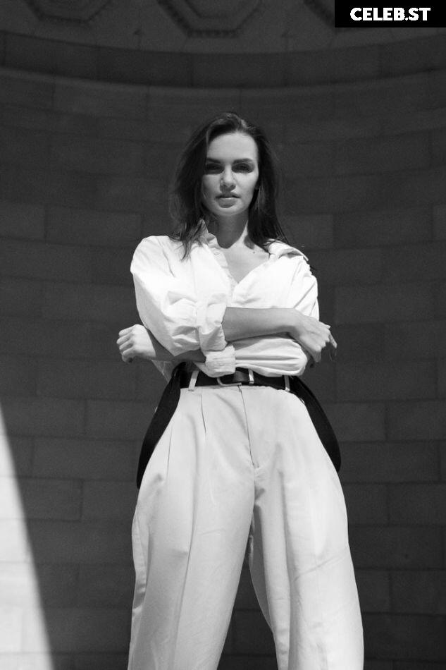 Alexis Reed Image 3150880