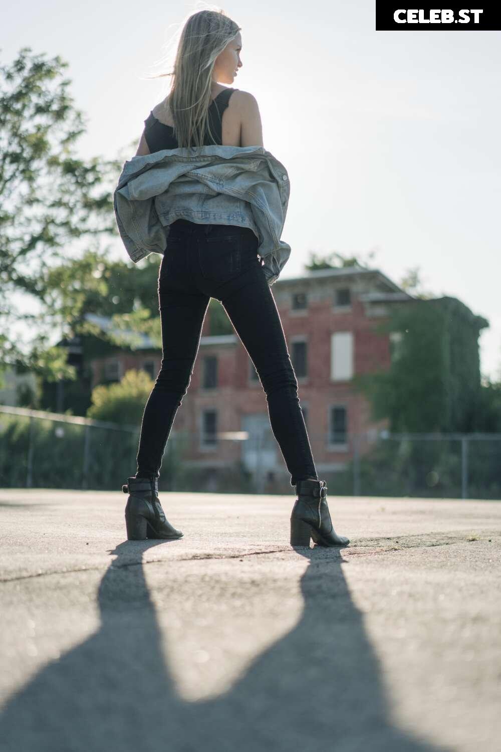 Alexis Reed Image 3150997