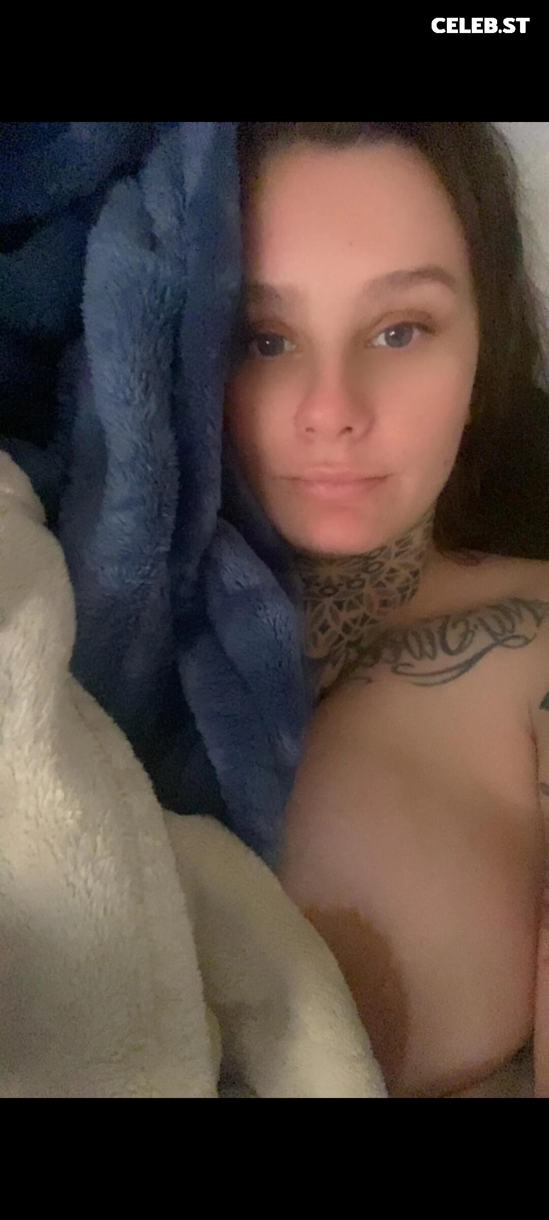 Bustybunni Image 3158999