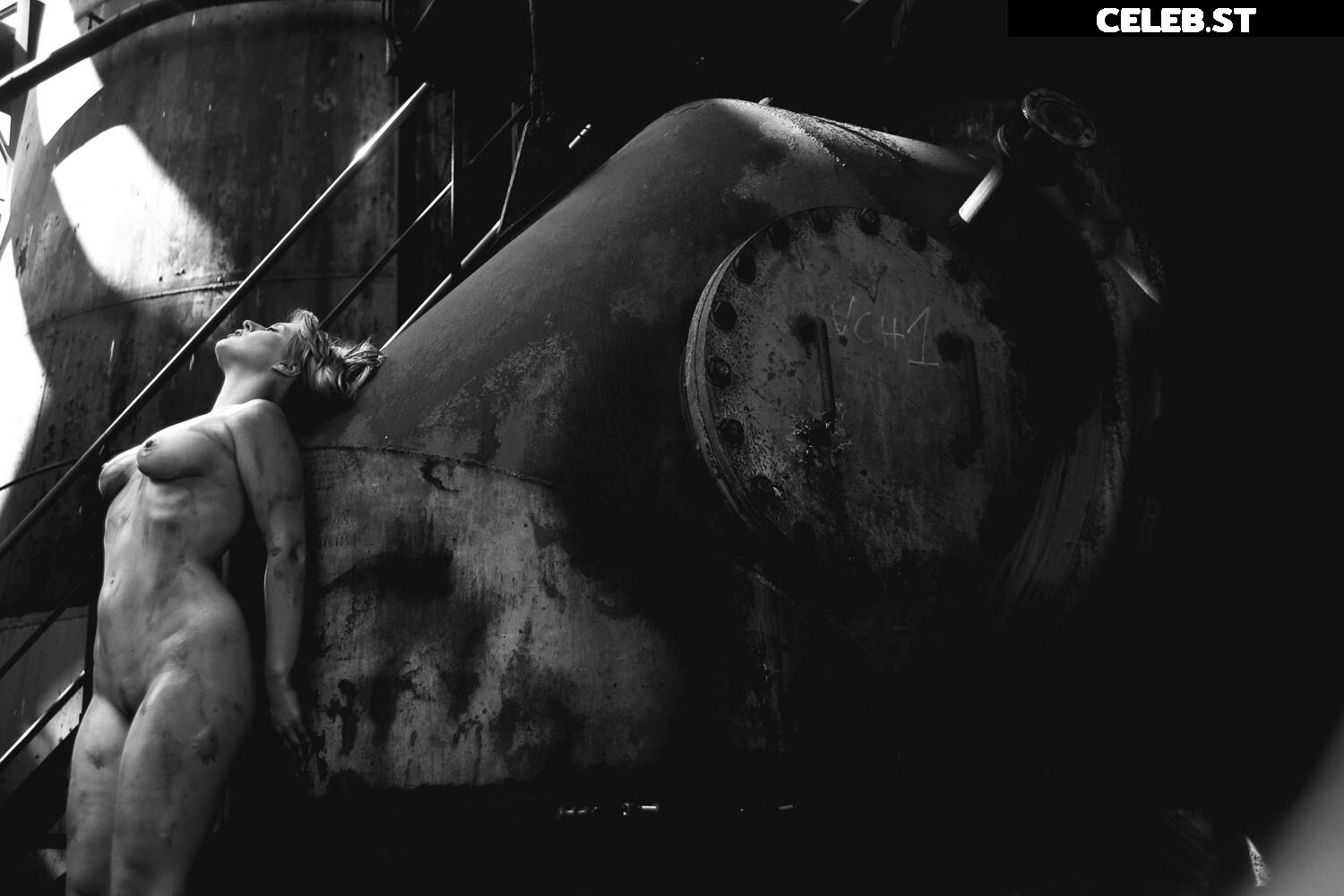 Calvato Photography - Patreon Image 3148338