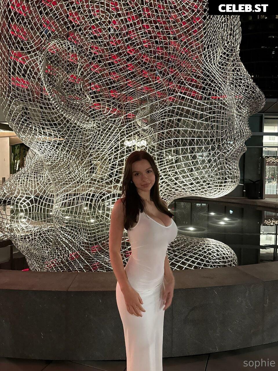 Sophie Mudd Image 3110129