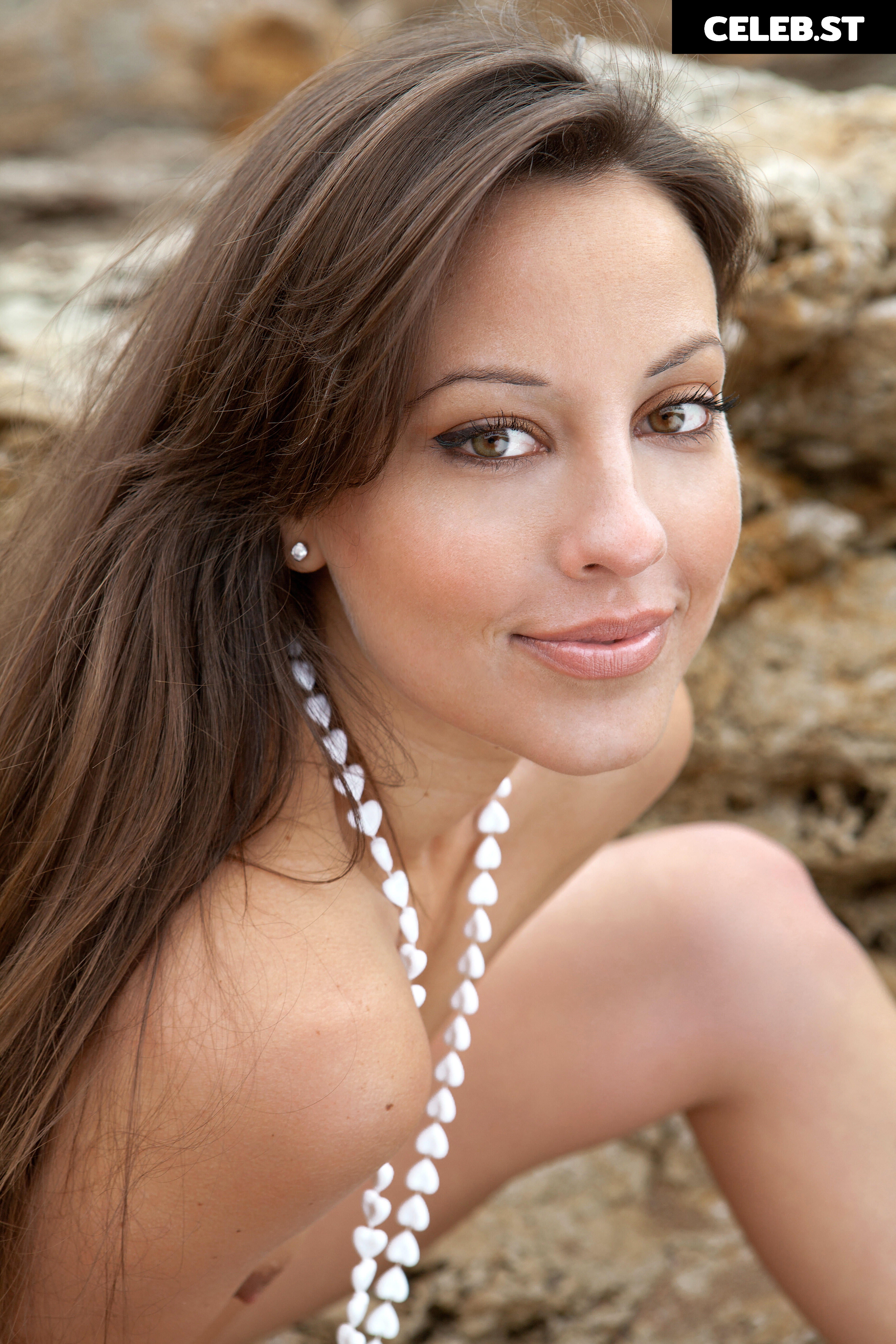 Lorena Image 3291997