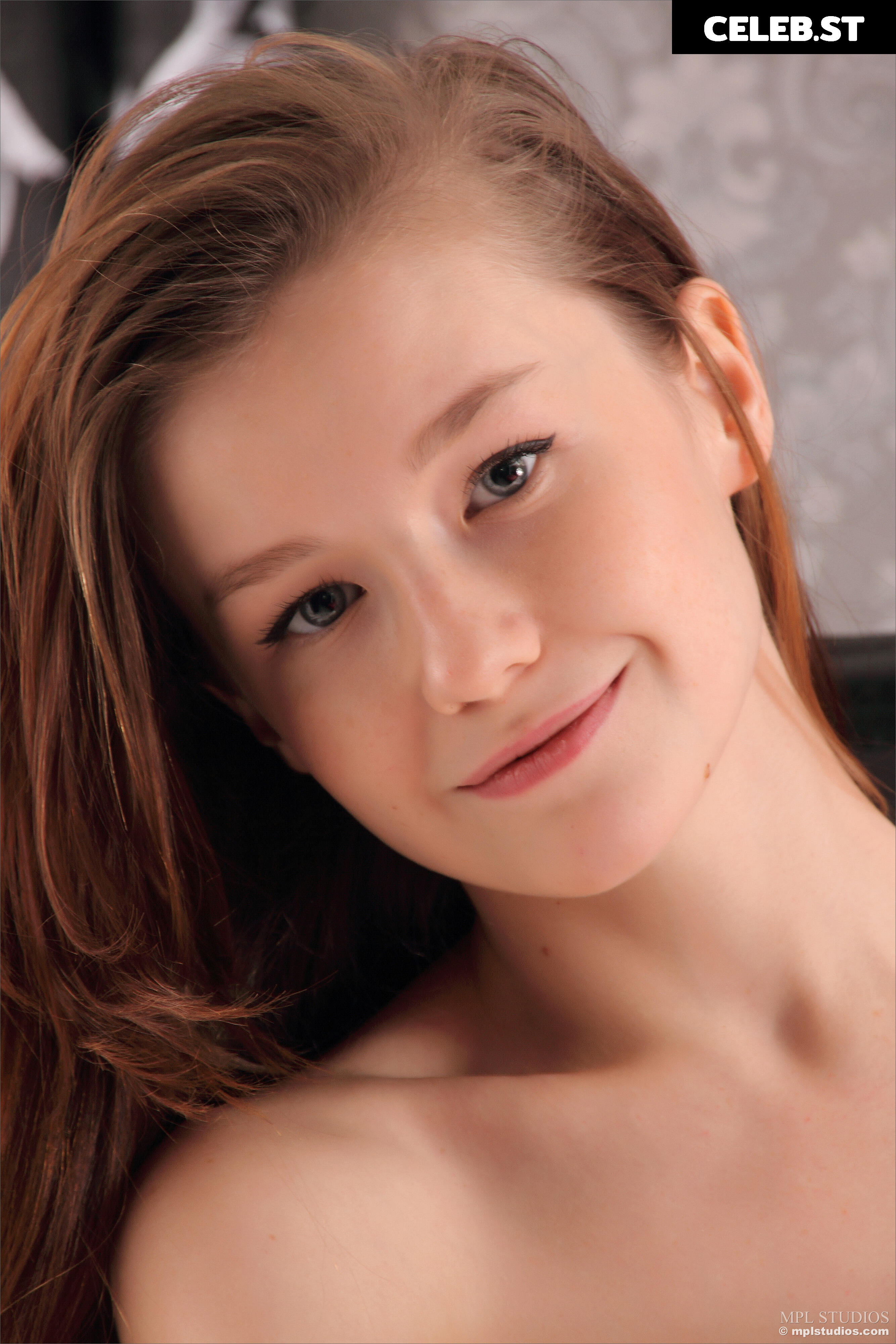 Emily Bloom Image 3290047