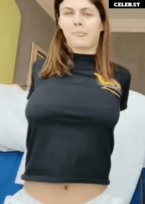 Alexandra Daddario Image 3299291