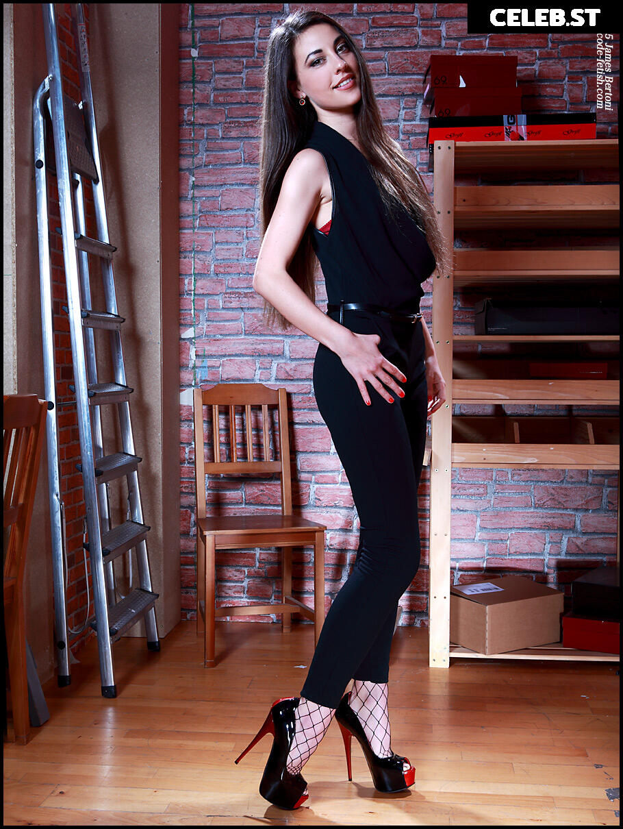 Lorena Image 3289043