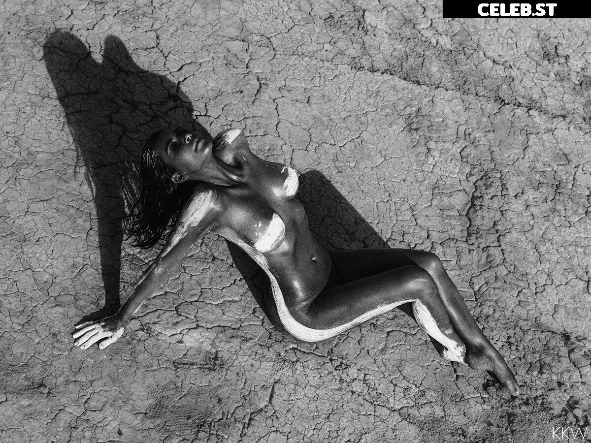 Kim Kardashian Image 3278420