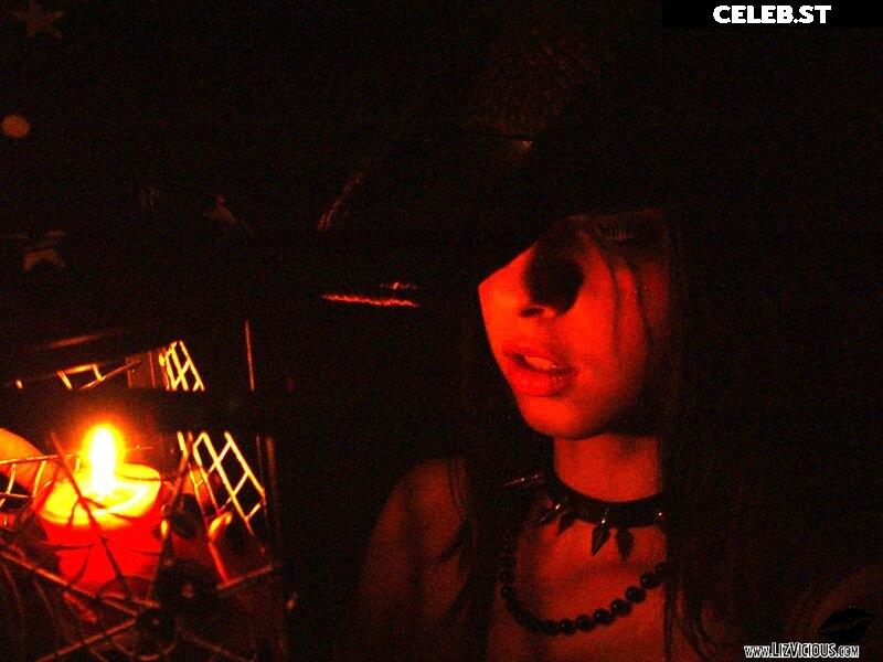 Liz Vicious Image 3206182