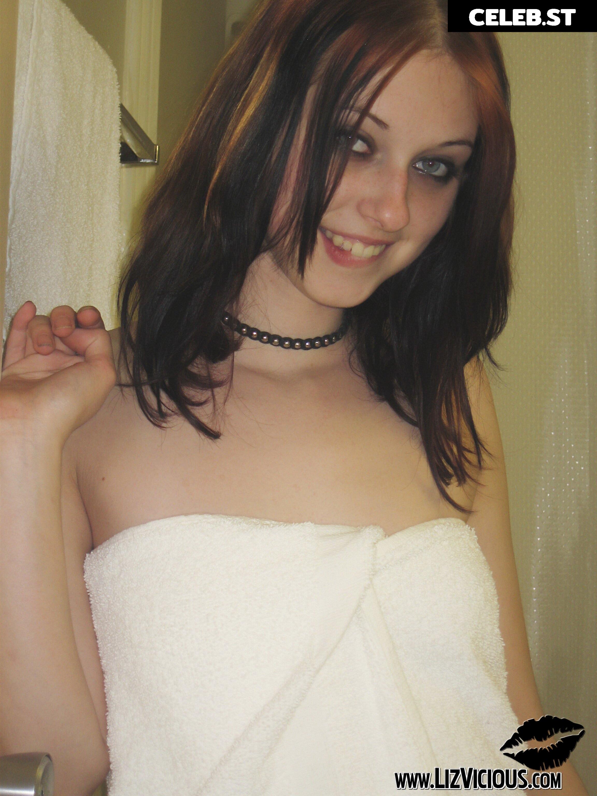 Liz Vicious Image 3207758