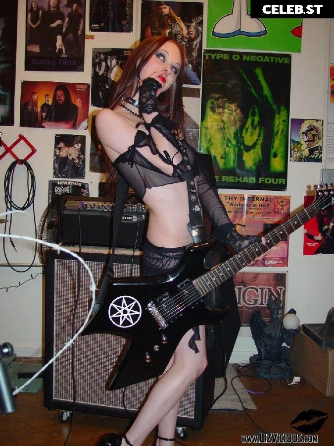 Liz Vicious Image 3207703
