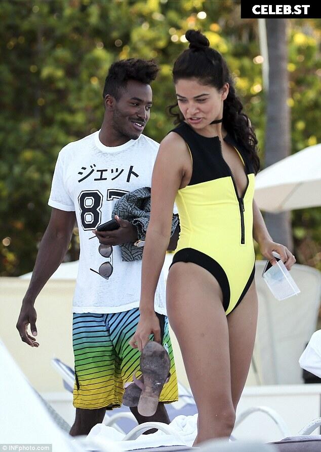 Shanina Shaik Image 3384523