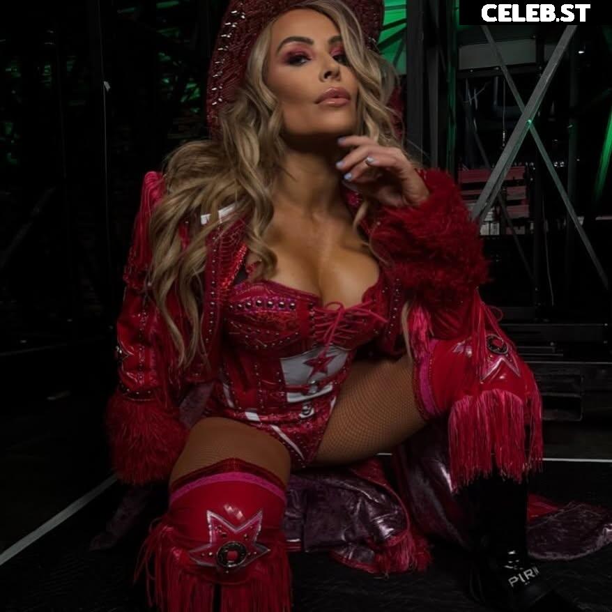 Natalya Neidhart Image 3373560