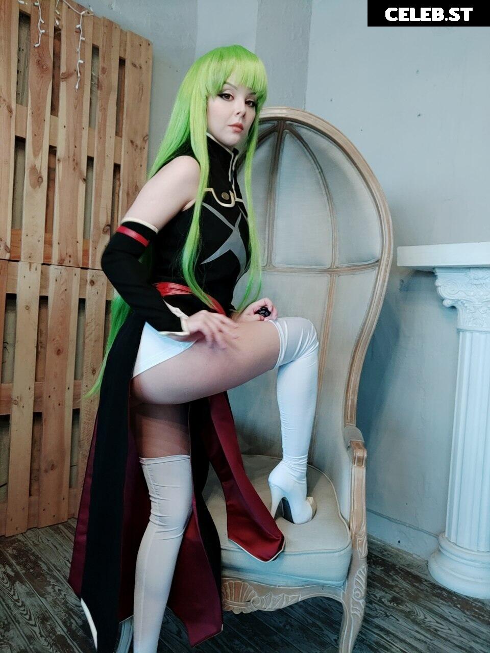 Helly Valentine Image 3354175