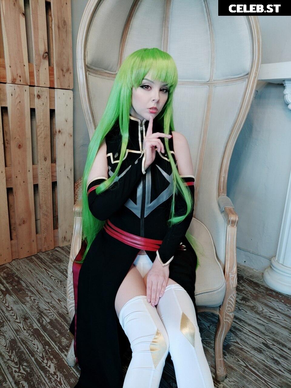 Helly Valentine Image 3354095