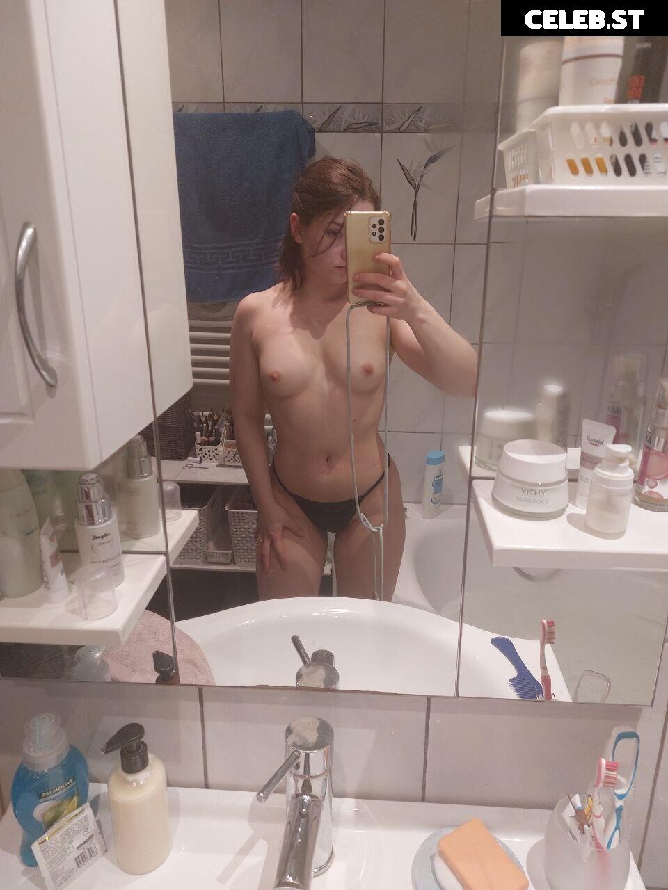 mrsspacestoned Image 333601