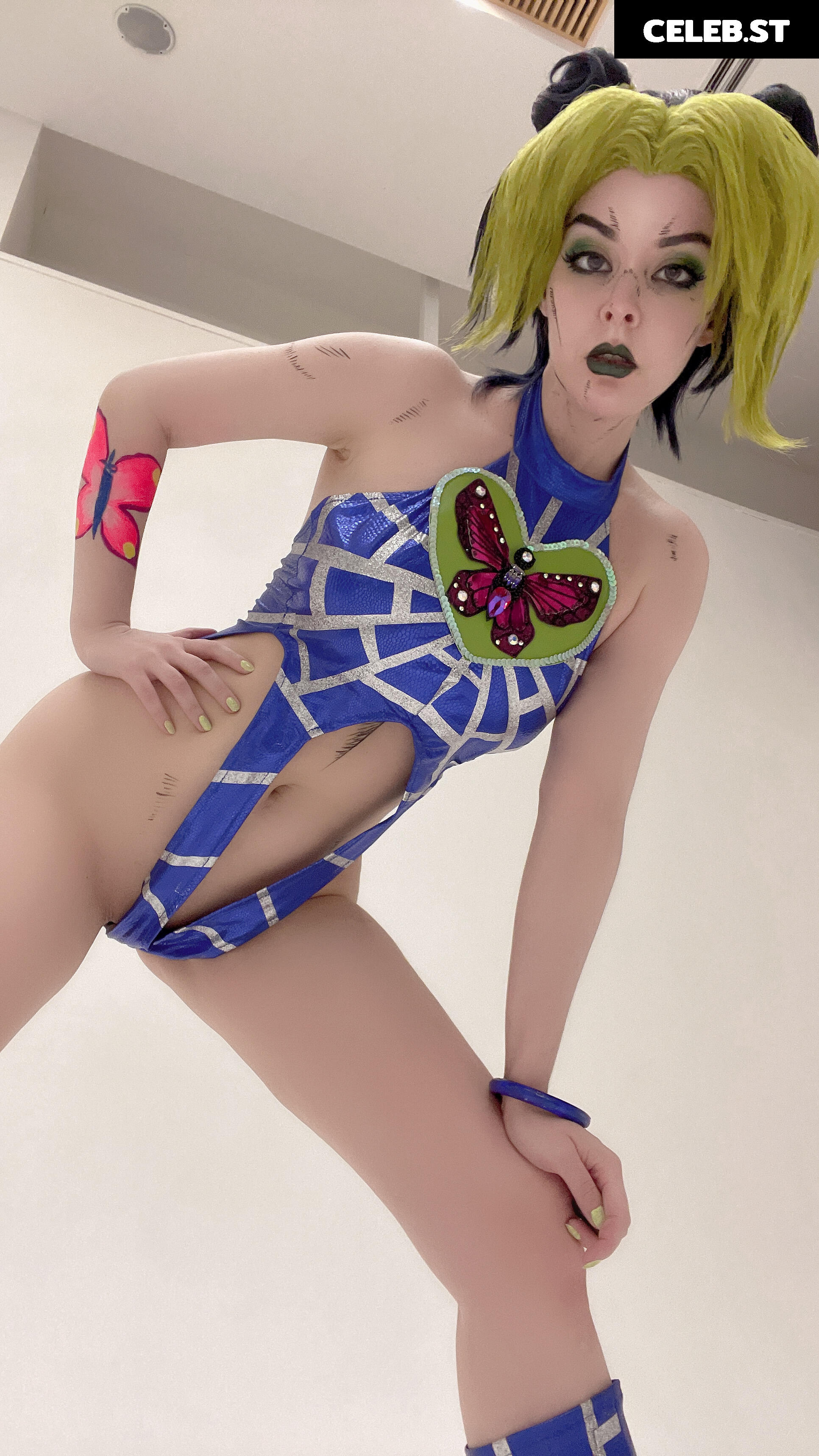 Helly Valentine Image 3336295