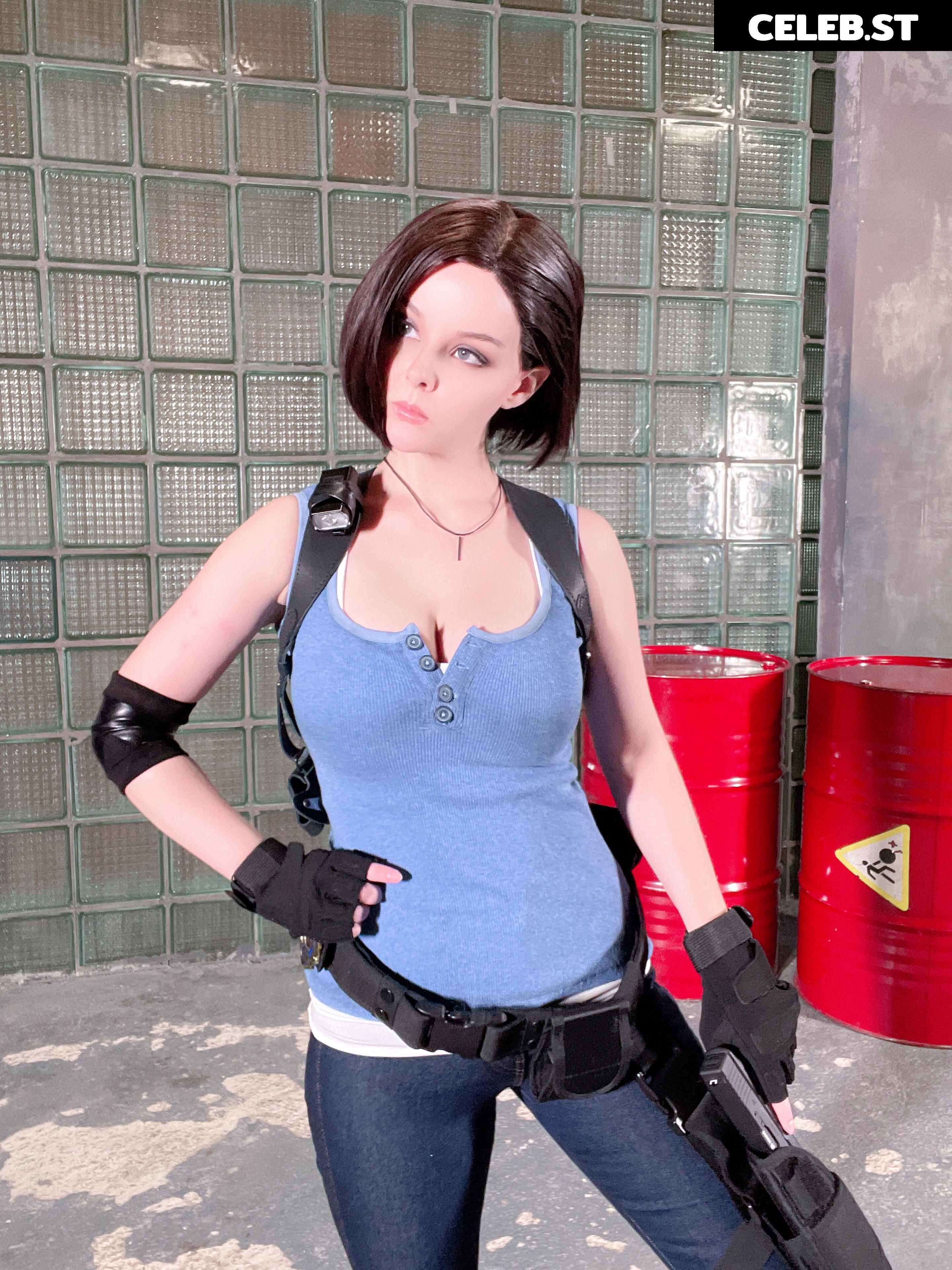 Helly Valentine Image 3319170