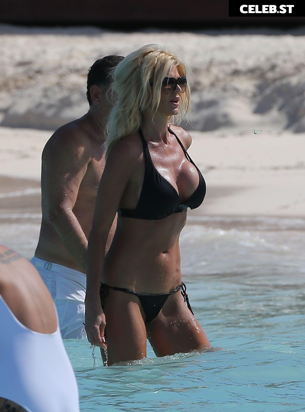 Victoria Silvstedt Image 3306858