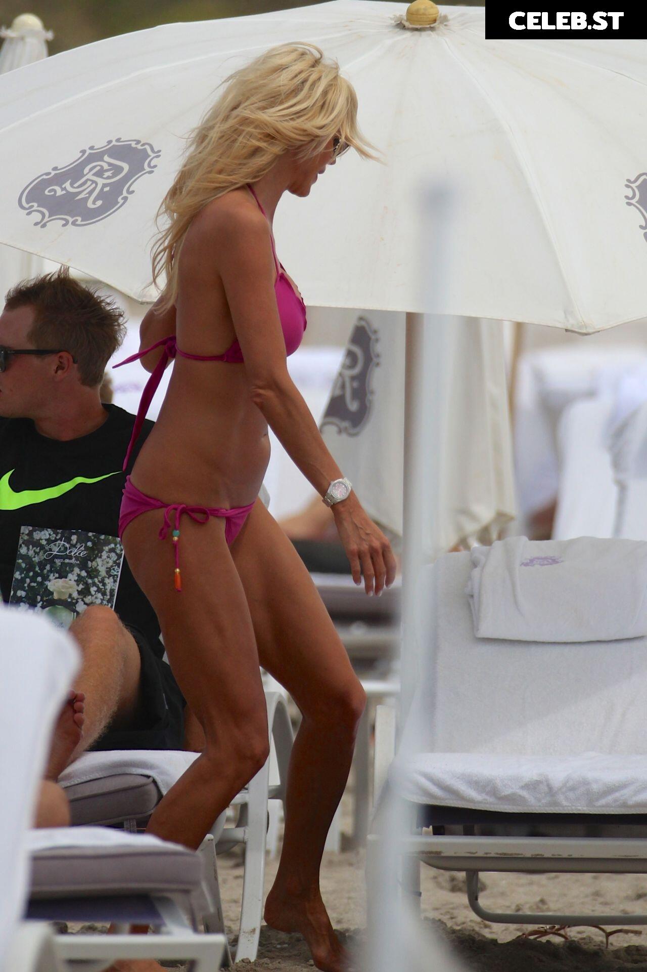 Victoria Silvstedt Image 3306823