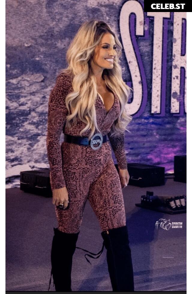 Trish Stratus Image 3306525