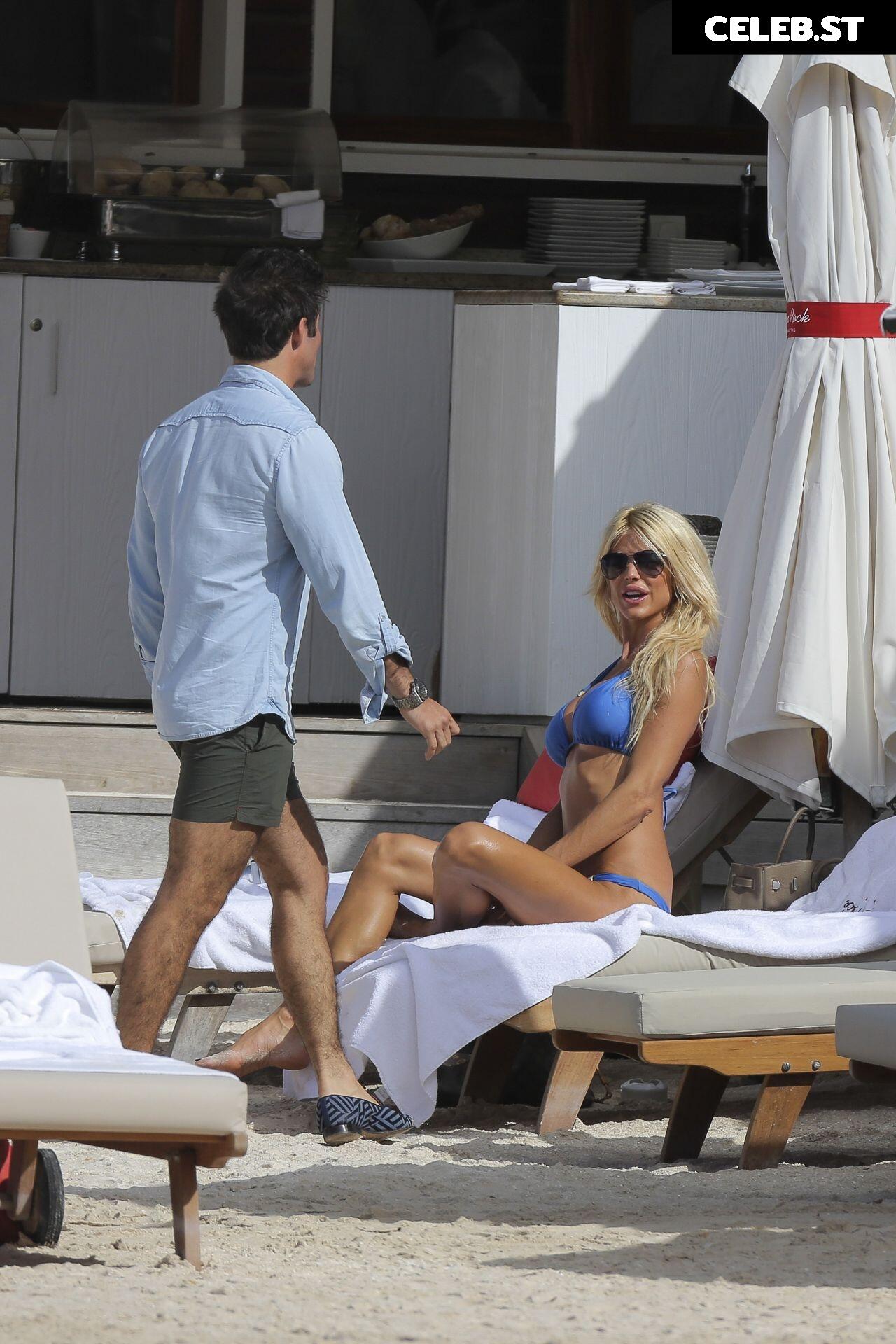 Victoria Silvstedt Image 3306795