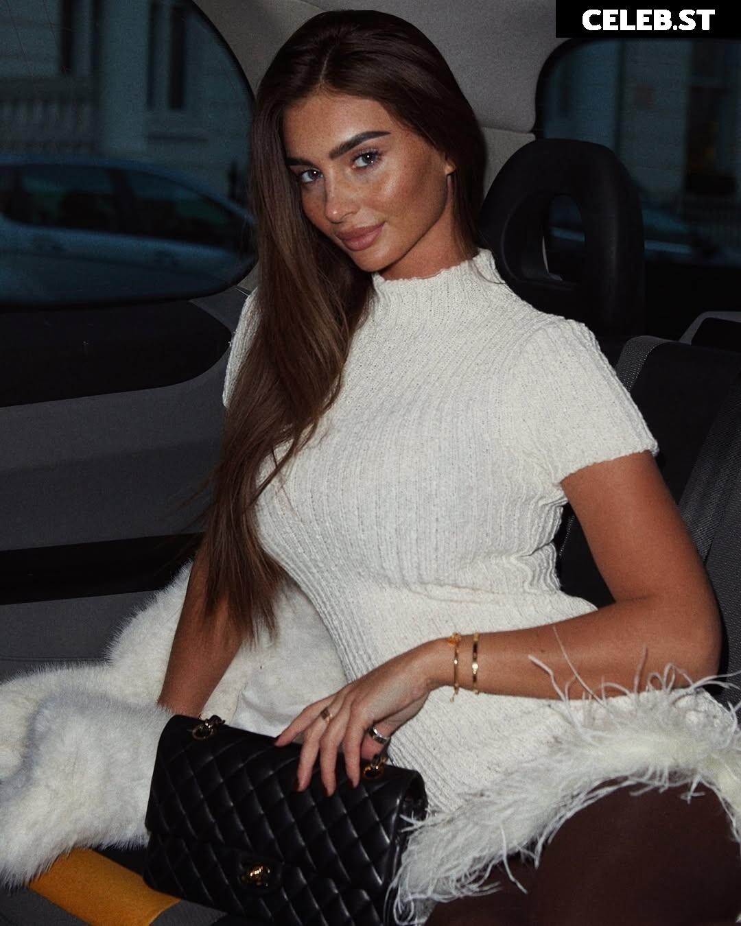 Maddy Cheary Image 3302135