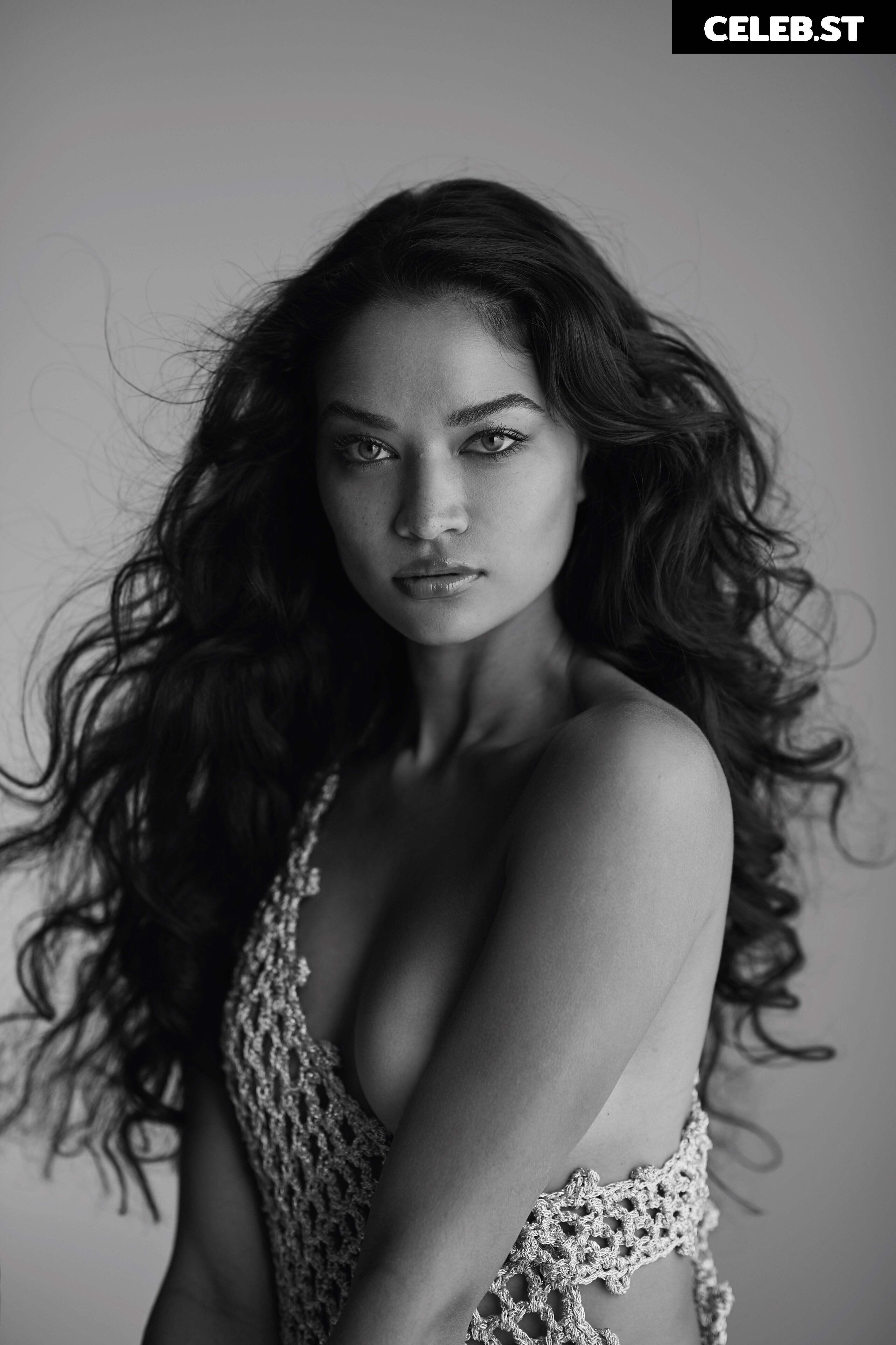 Shanina Shaik Image 3303220