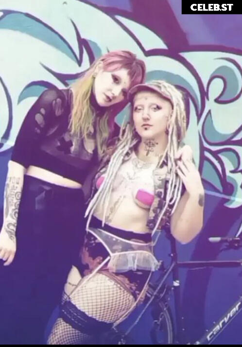 Minty.python/Pfirsichkloster Image 330814