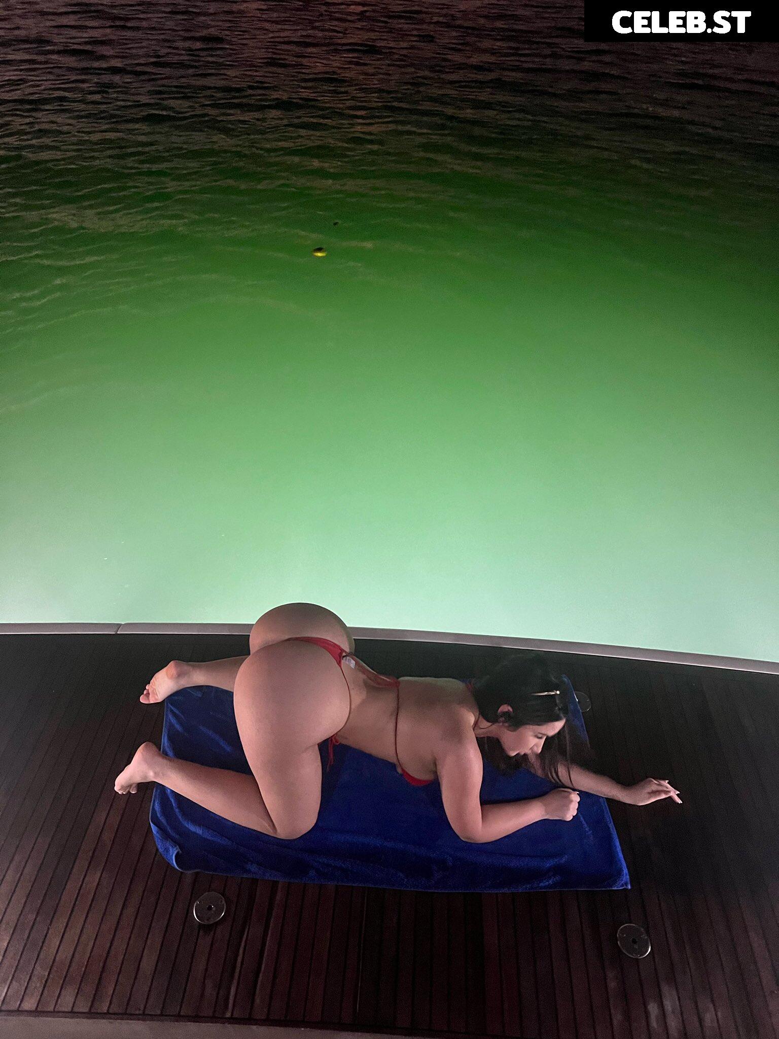 genatg_ Image 3895066