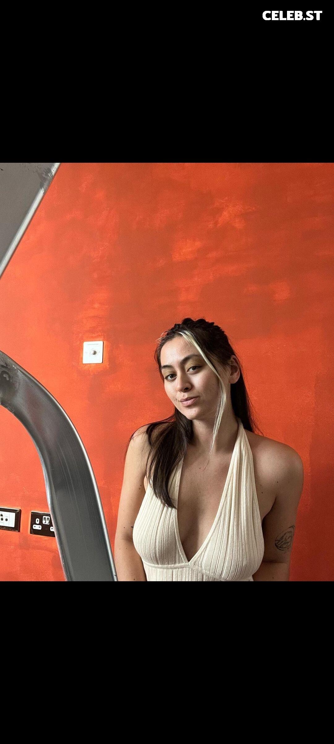 Jasmine Thompson Image 389431