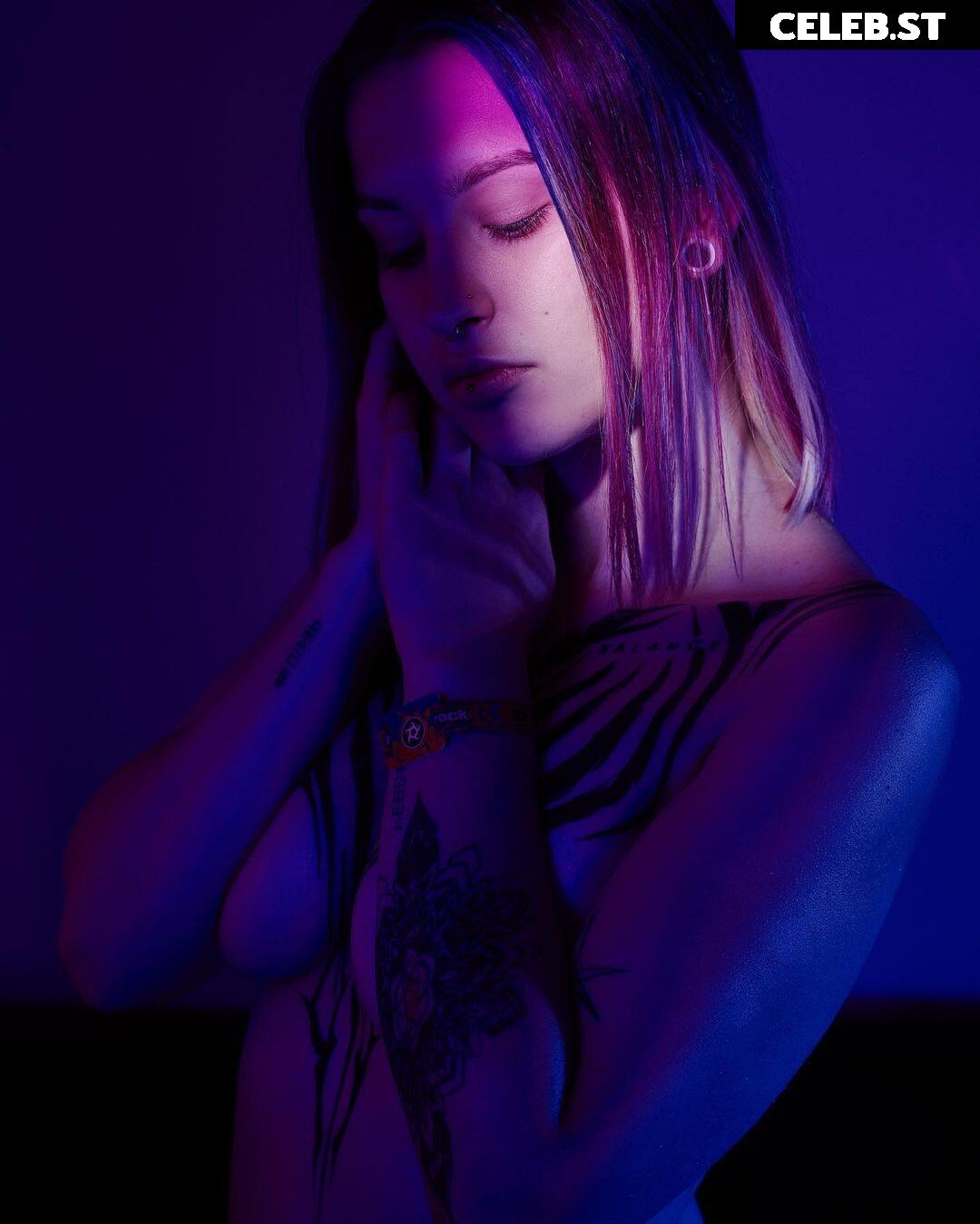 Liz Tyrious Image 389499