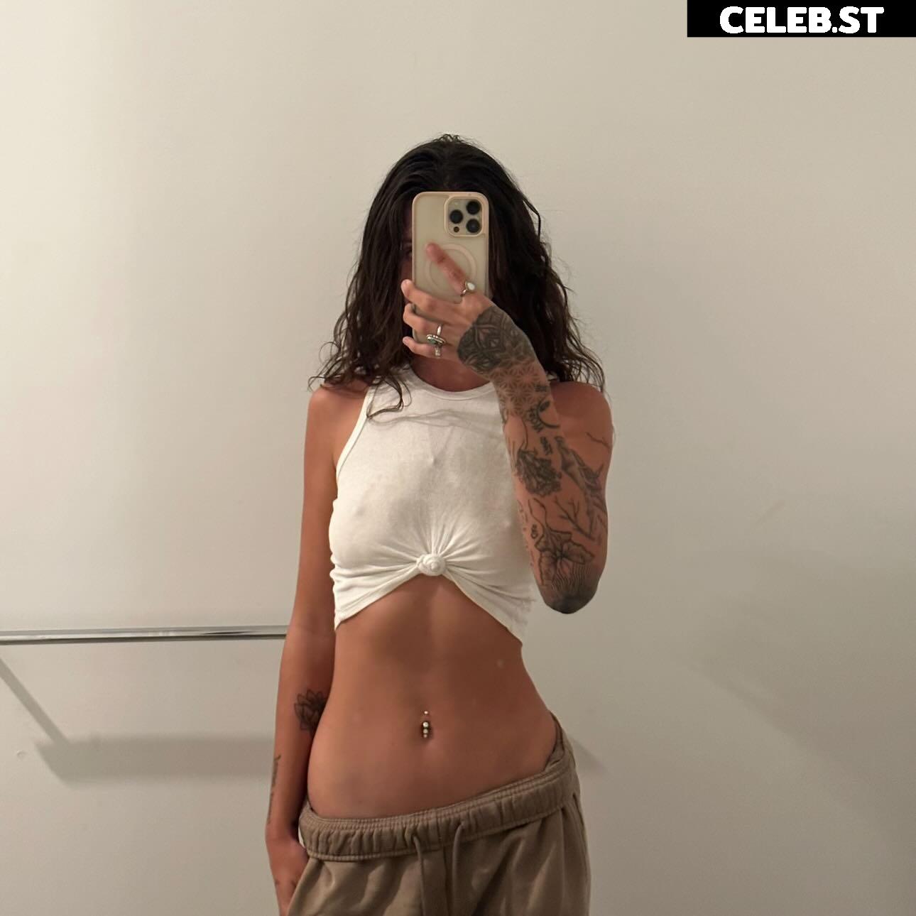 Ava - Avafae - Ava__ - Ava_ Image 3867728