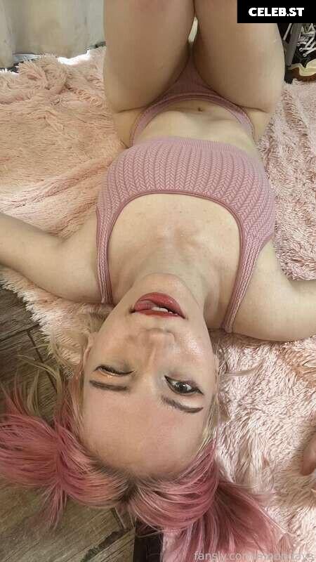 Moondays Image 3842060