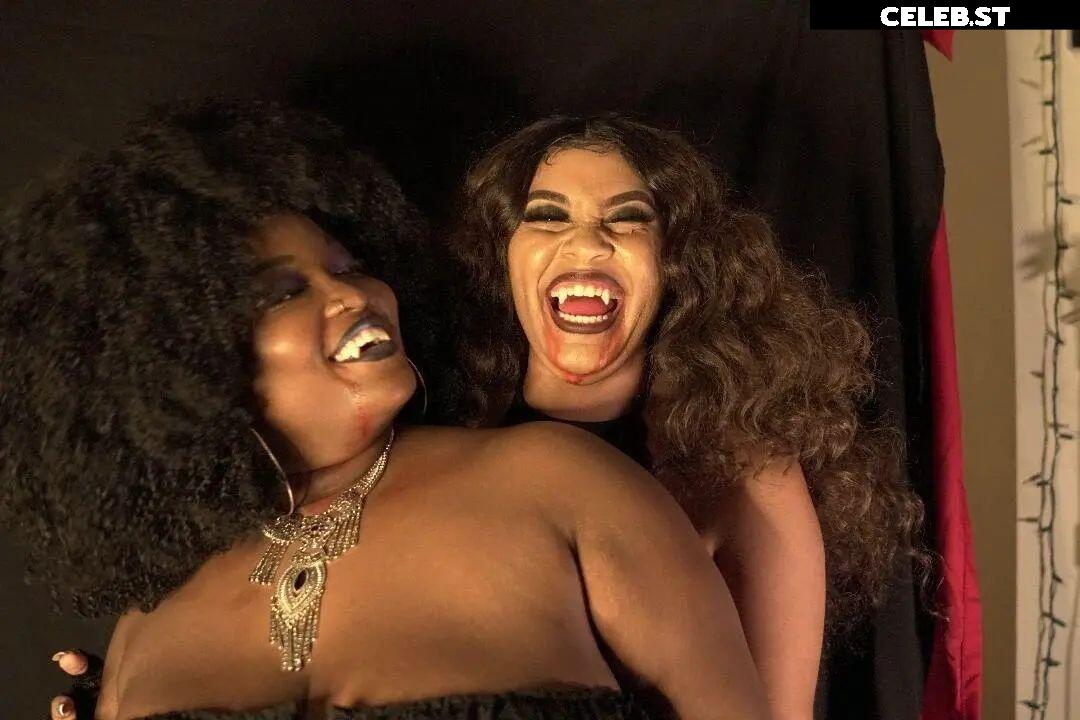 Animated_Aja/NaughtyByNelly/ThighlyInfluential Image 3834744