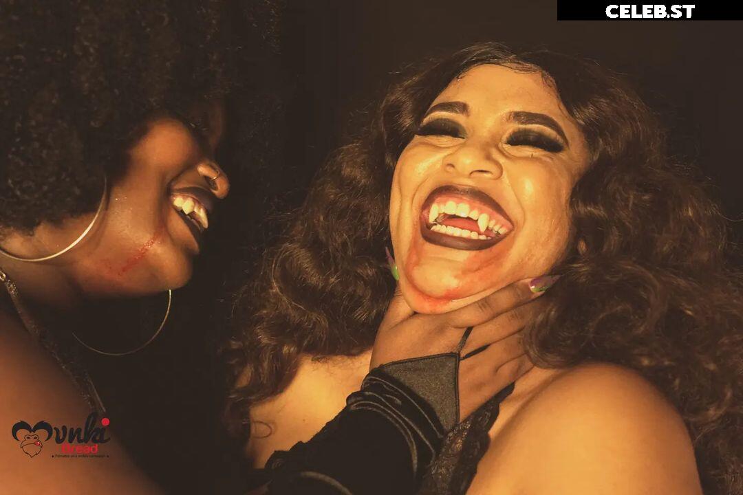 Animated_Aja/NaughtyByNelly/ThighlyInfluential Image 3834773