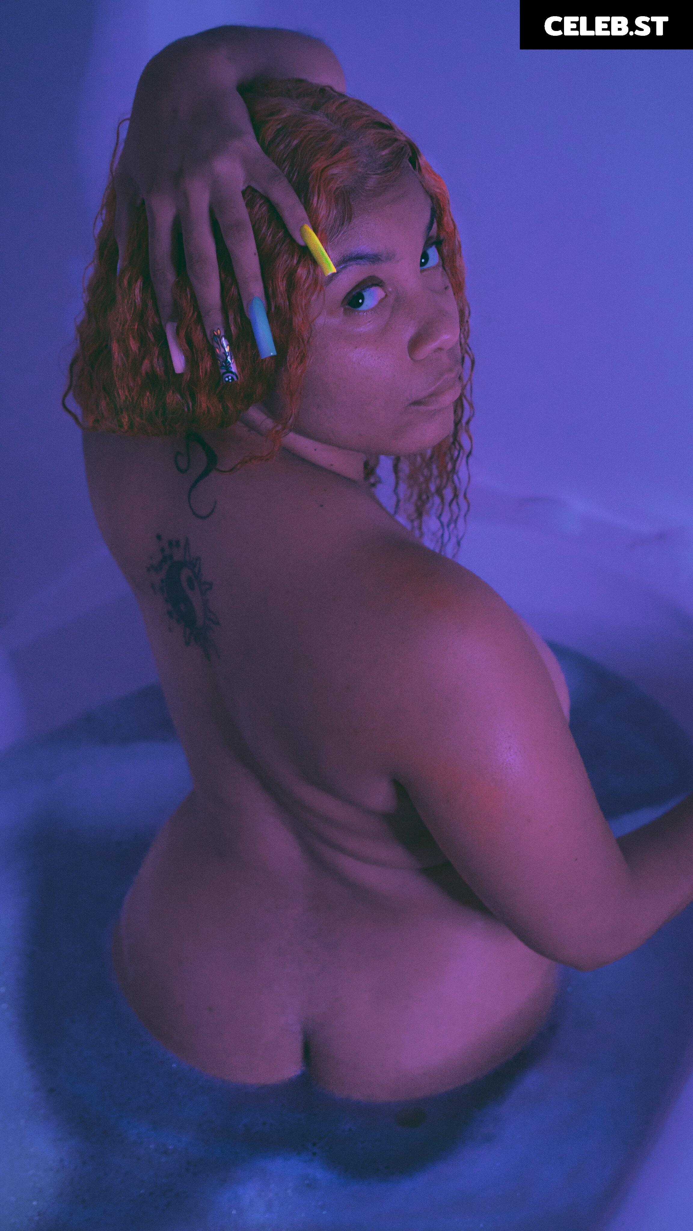 Animated_Aja/NaughtyByNelly/ThighlyInfluential Image 3833871