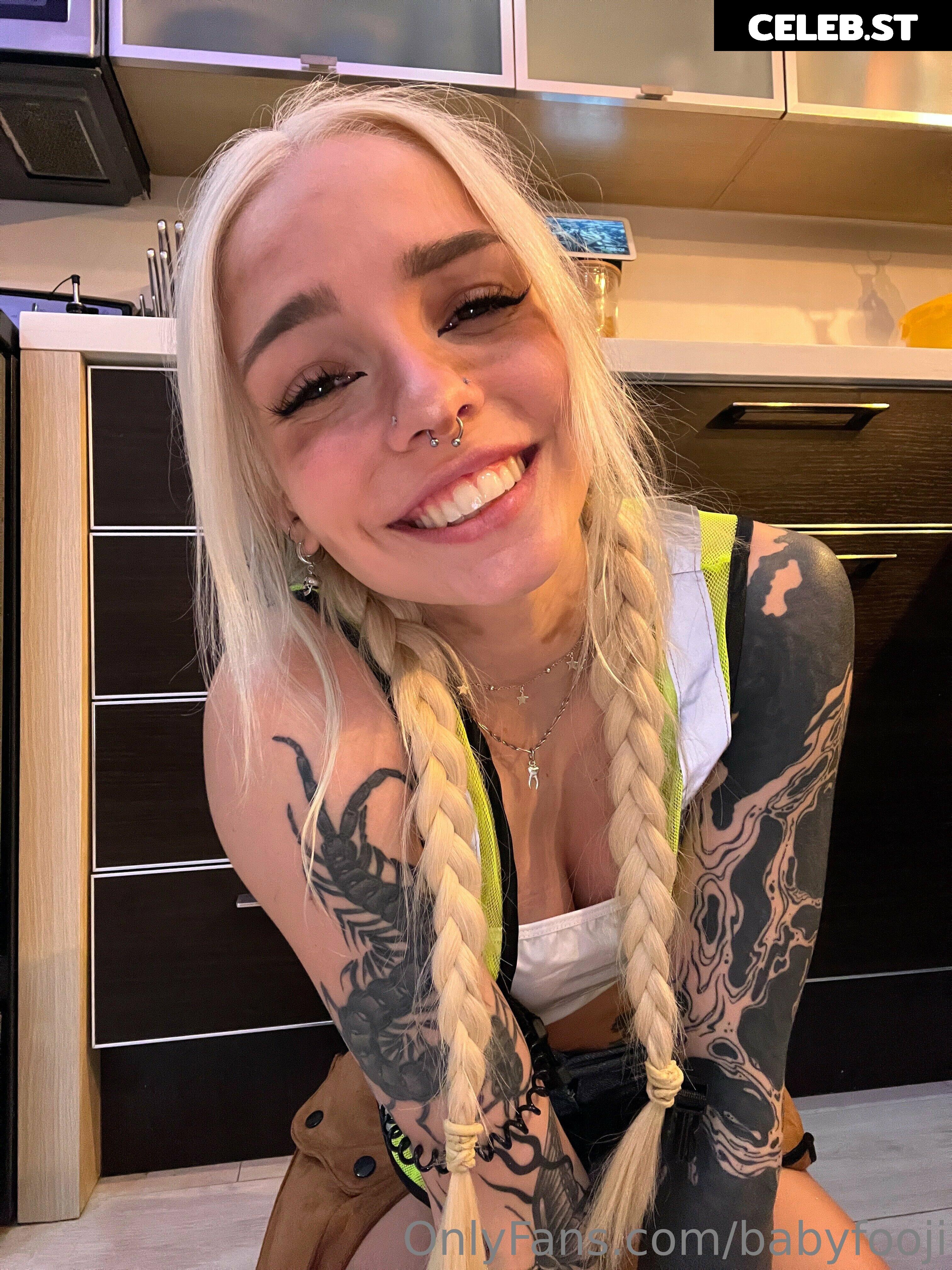 babyfooji / peachtot Image 3801240