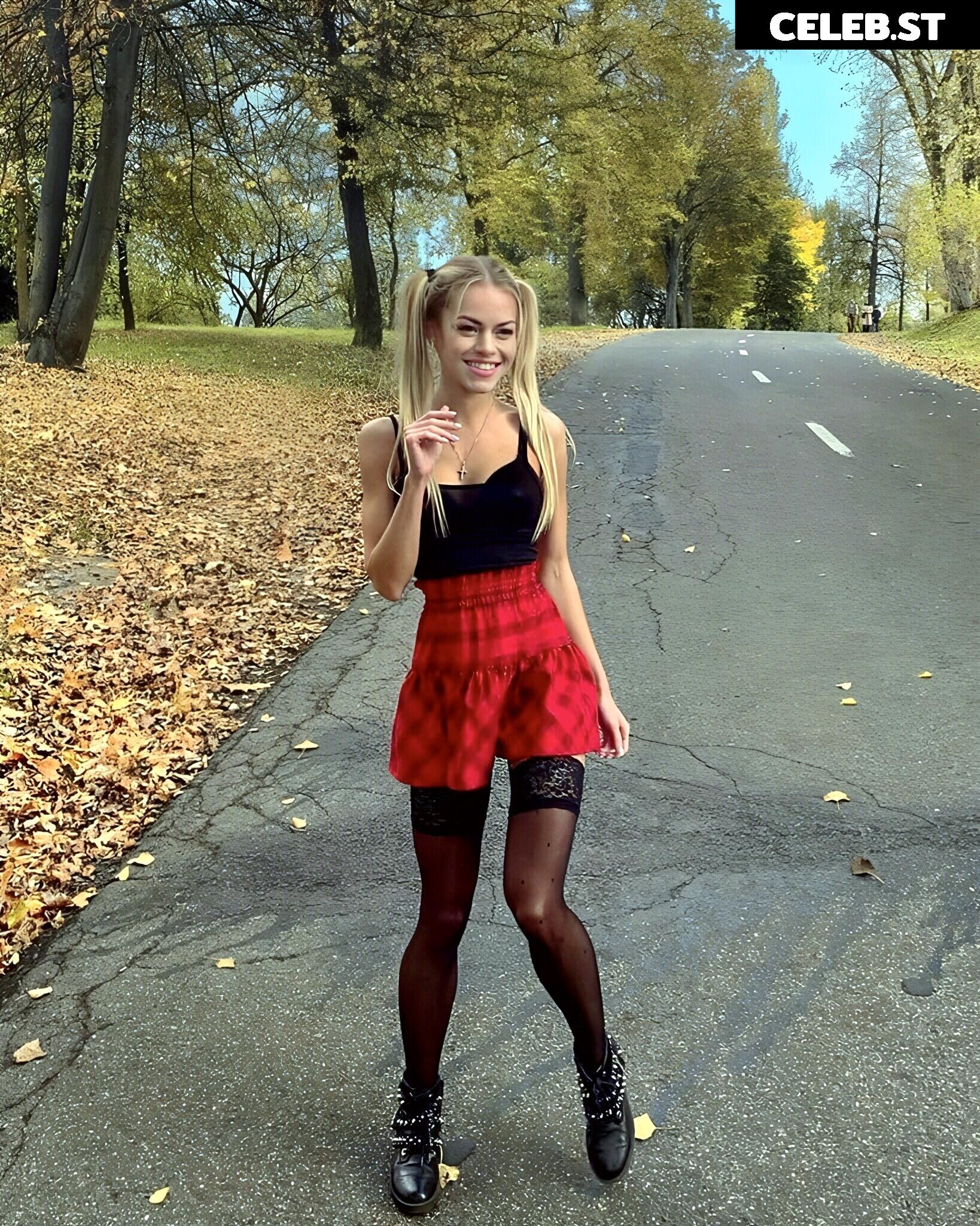 Viki Doux Image 3800726