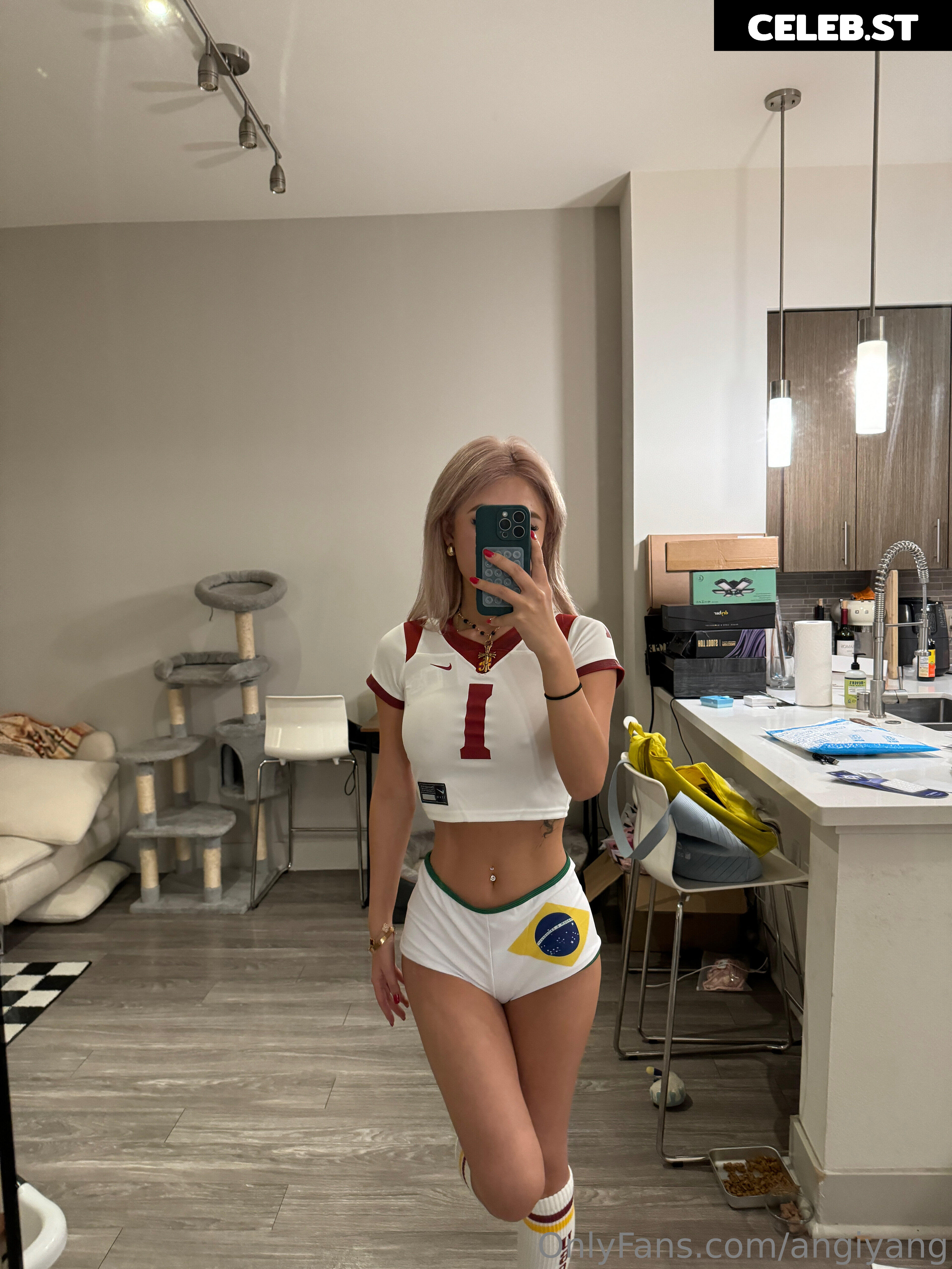 angifuckingyang | stepsisterangela Image 3975807