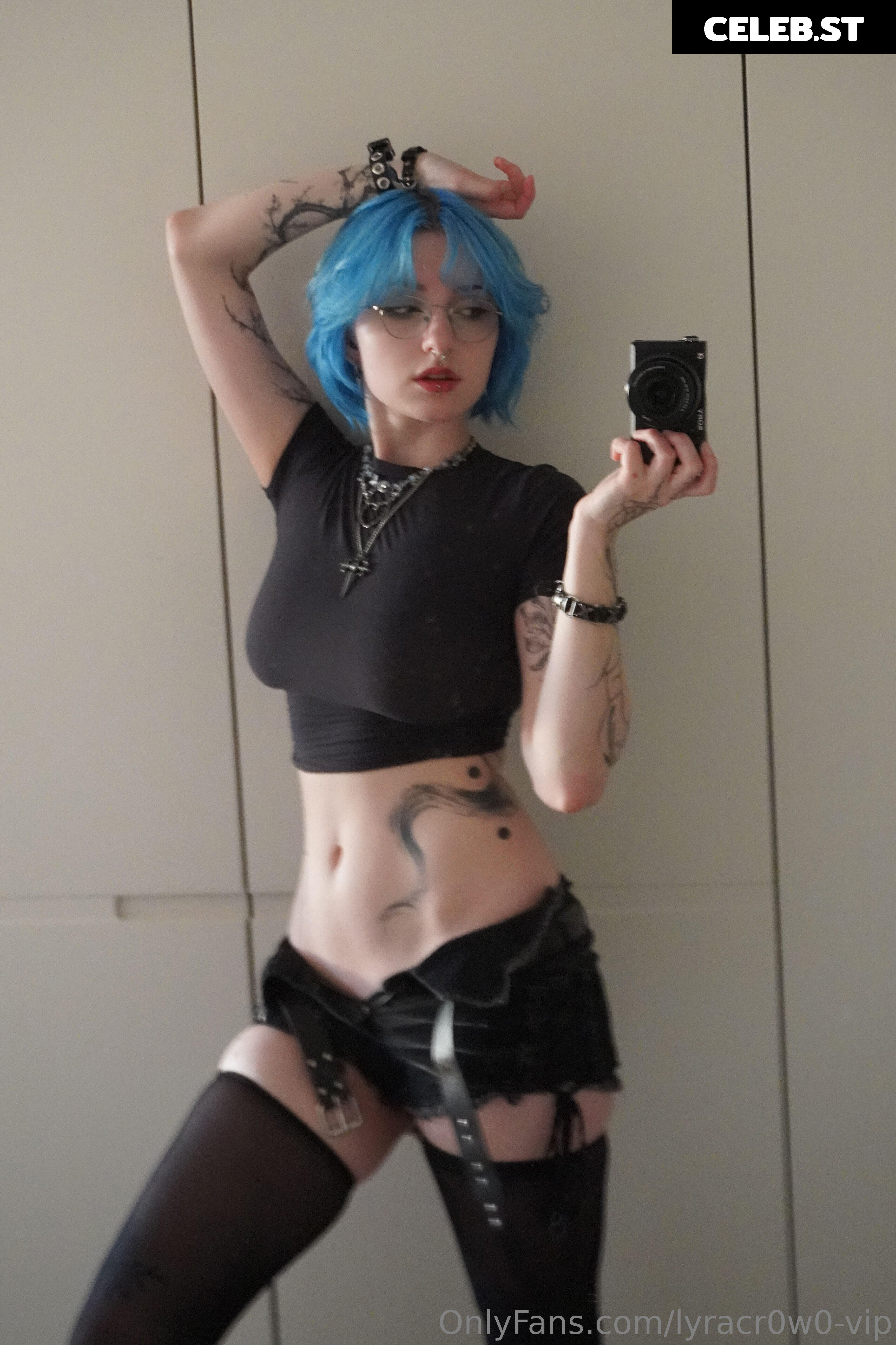 Lyra Crow | lyracr0w0 Image 3976706