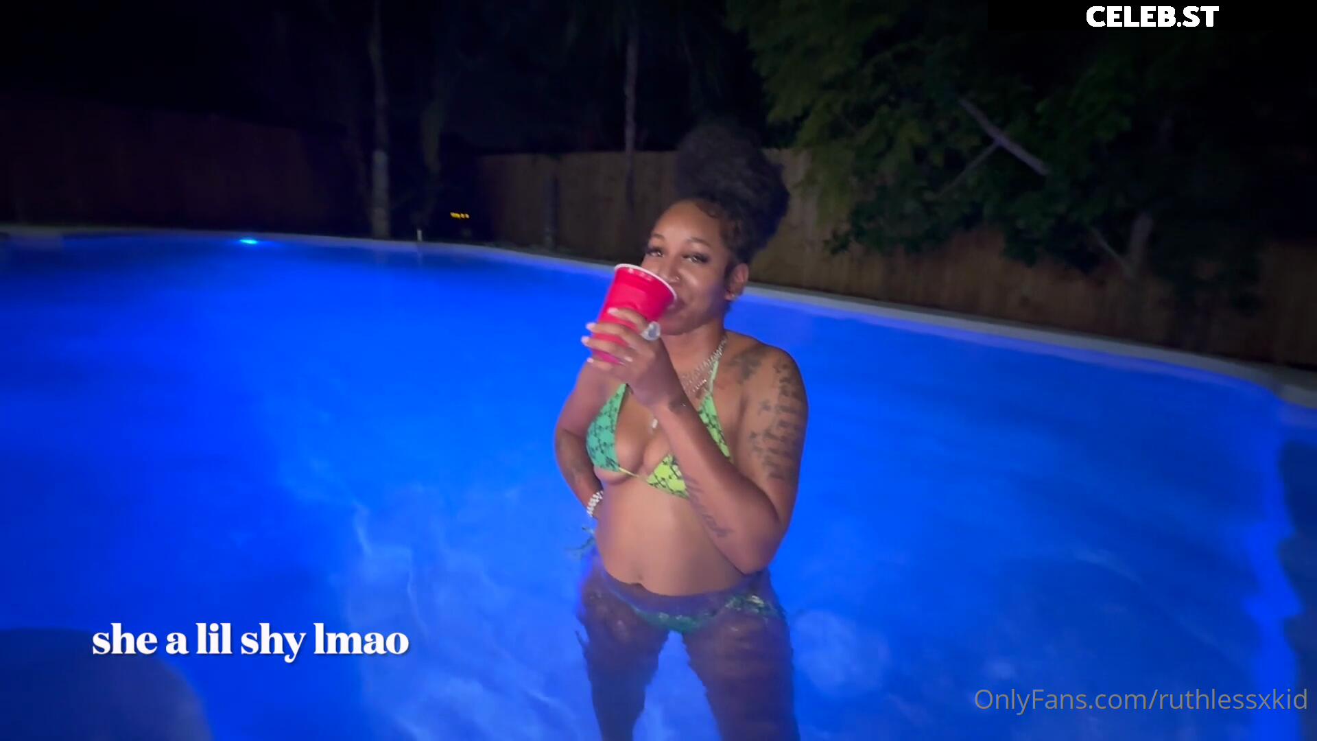 LexiiLipss Image 3974253