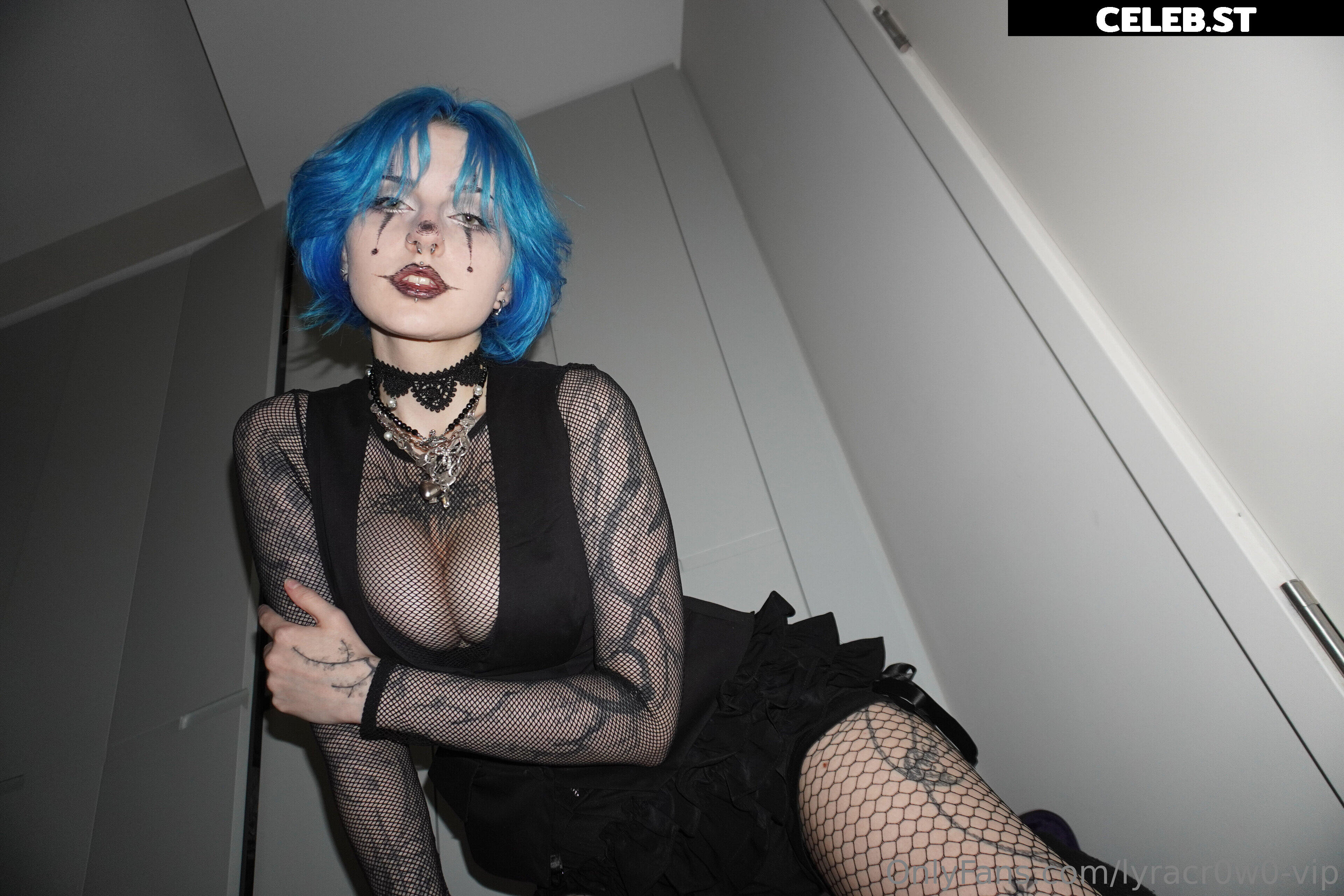 Lyra Crow | lyracr0w0 Image 3972686