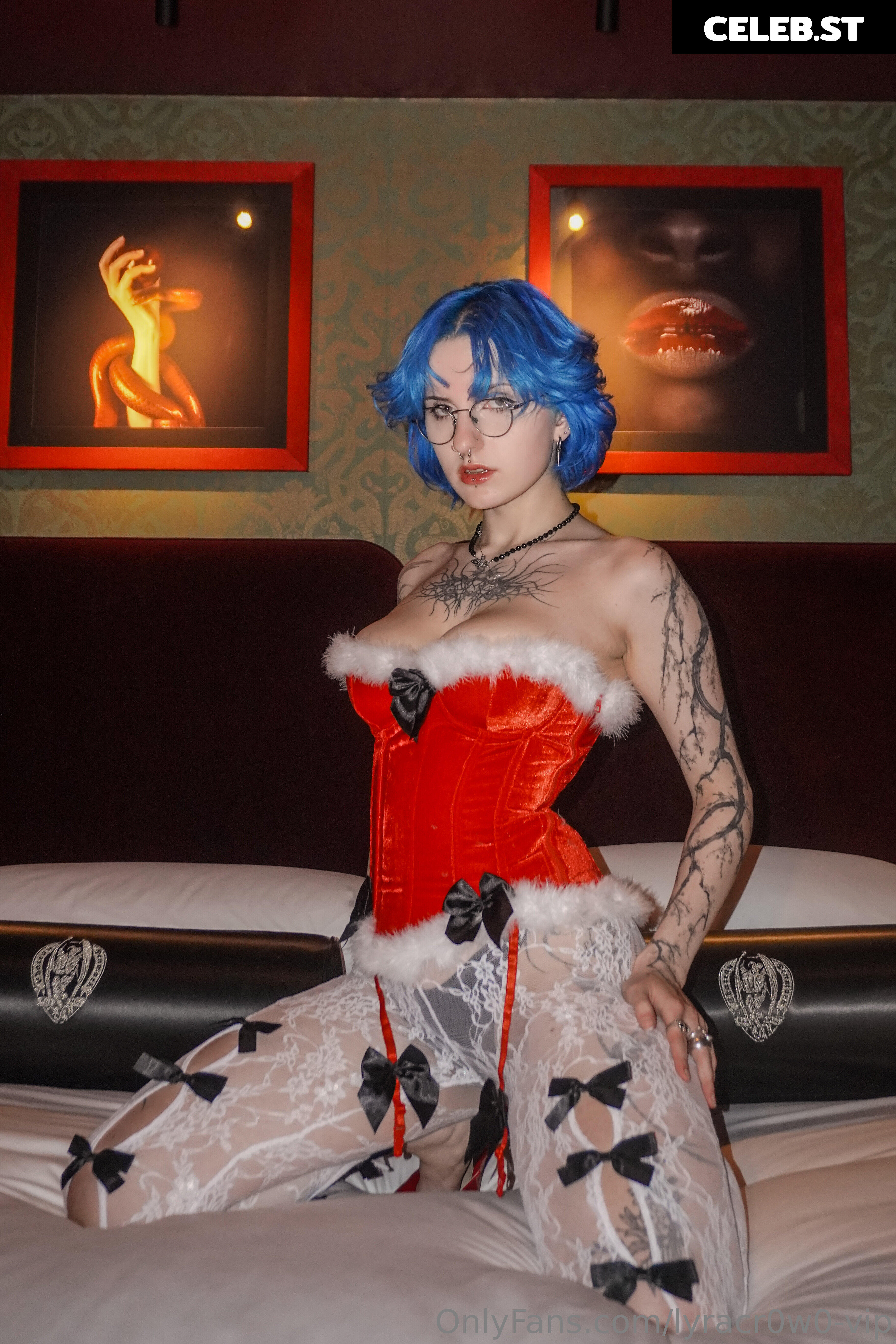Lyra Crow | lyracr0w0 Image 3979760