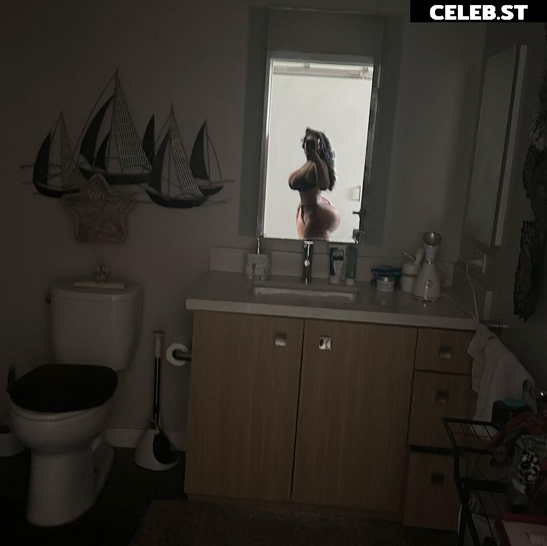 Raychiel Image 3978968