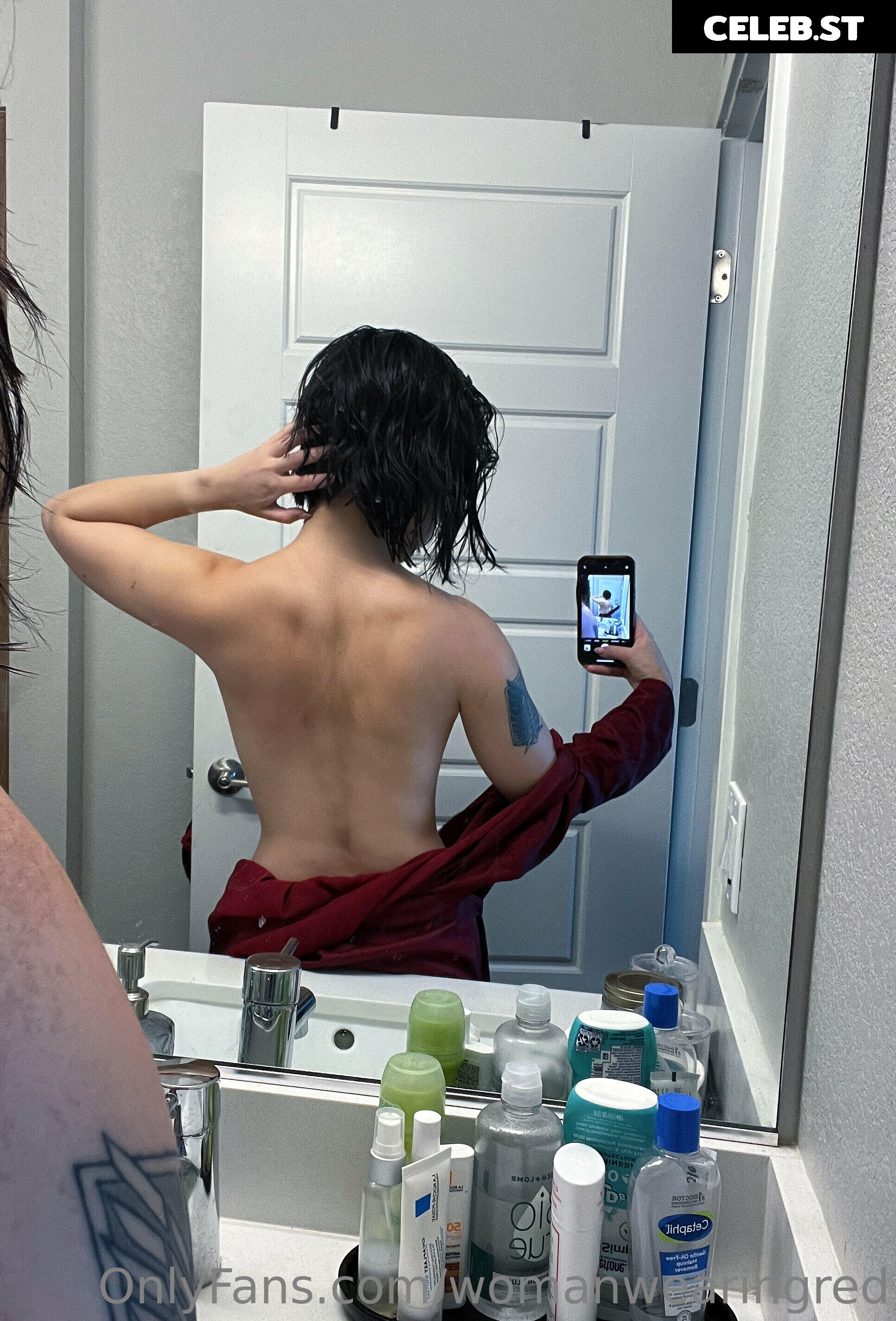 womanwearingred / Buffbunnymika / Buffbunbun Image 3964726