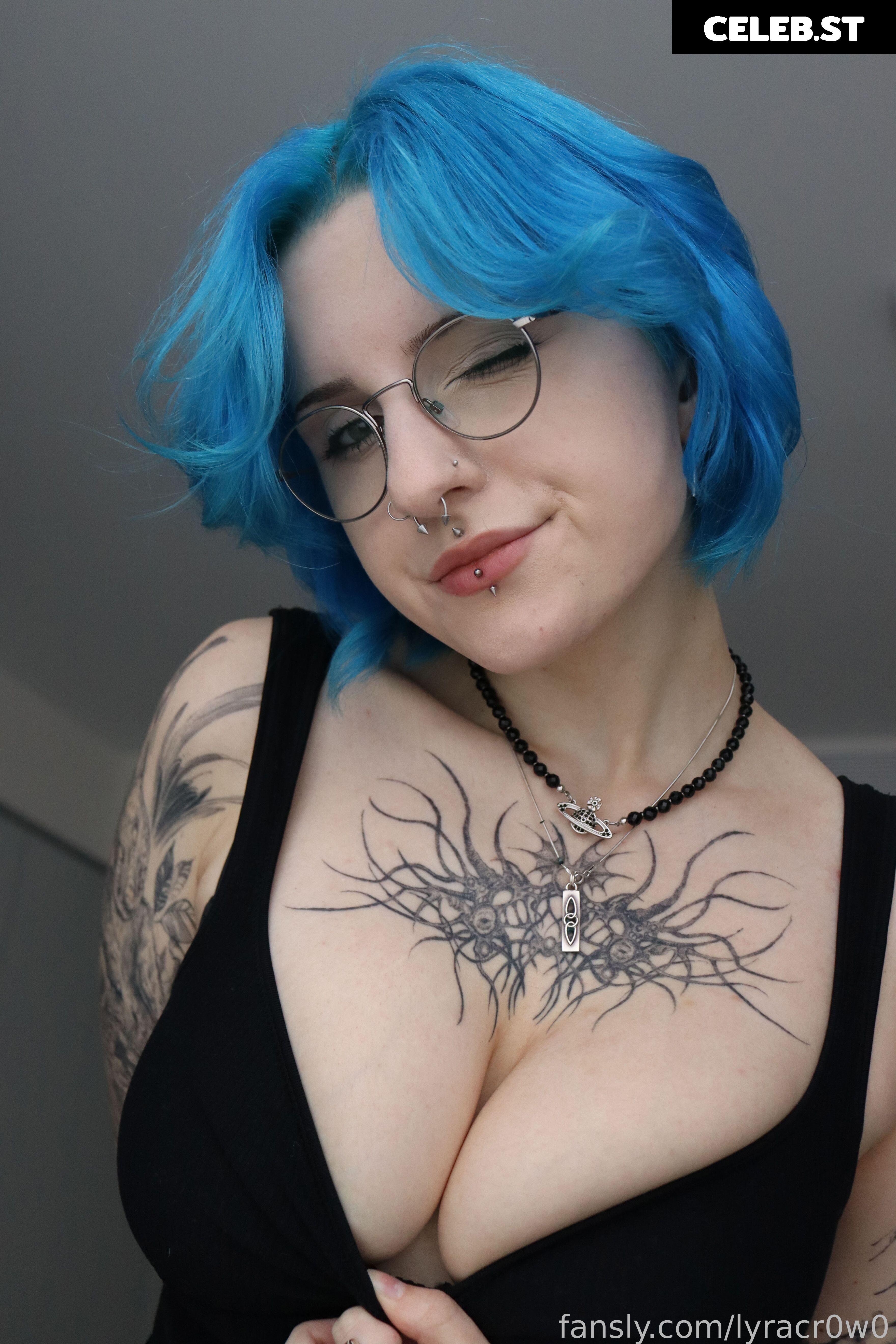 Lyra Crow | lyracr0w0 Image 3957866